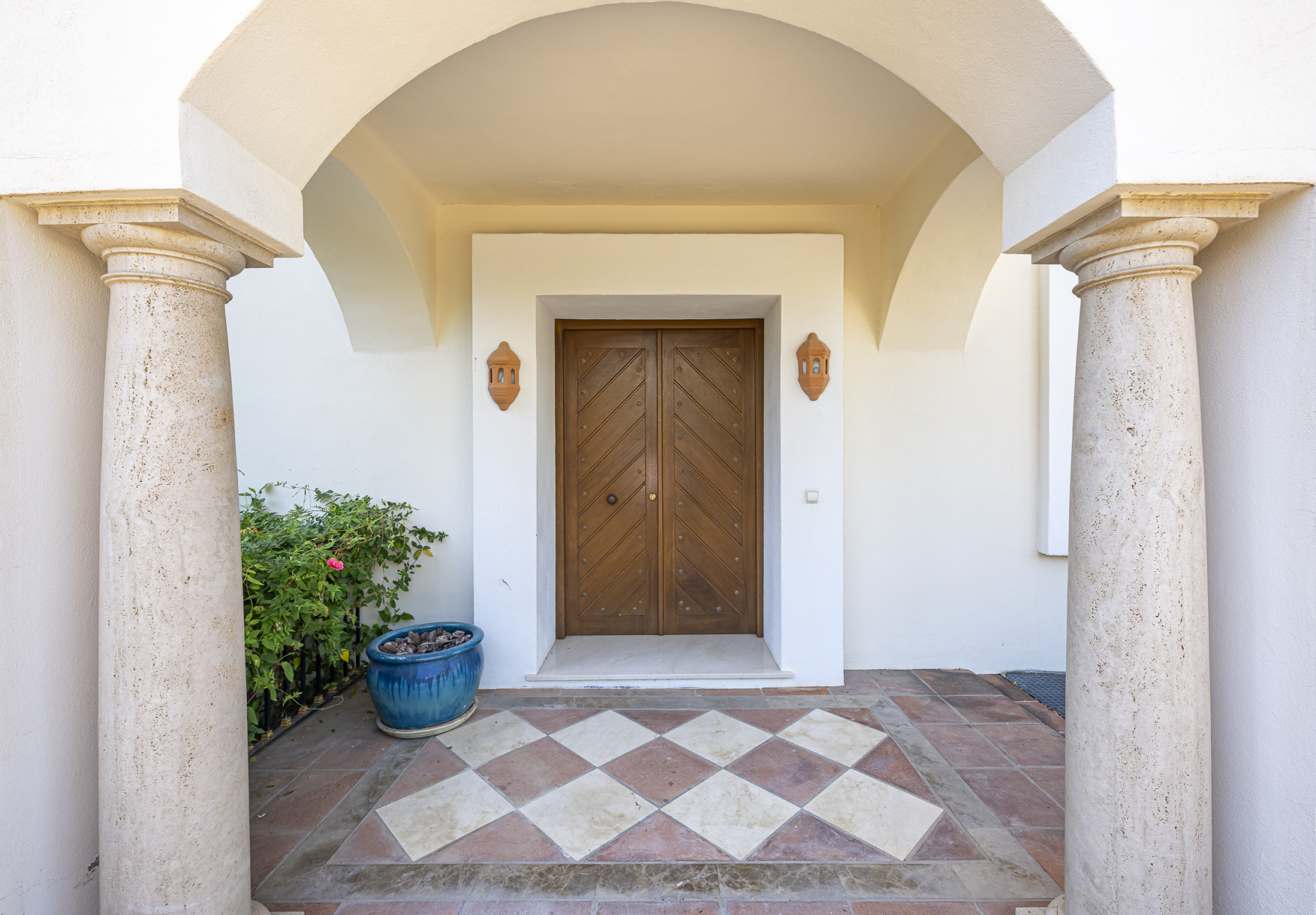  Image of Villa - 5 Bedrooms - 5 Bathrooms for sale in Malaga-Benahavis-Spain, Image 43