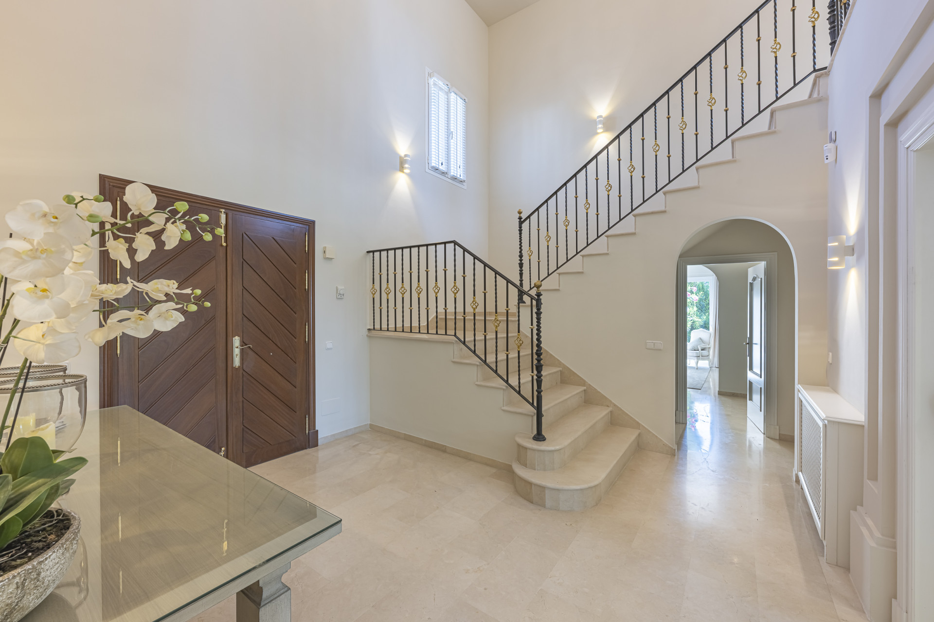  Image of Villa - 5 Bedrooms - 5 Bathrooms for sale in Malaga-Benahavis-Spain, Image 35