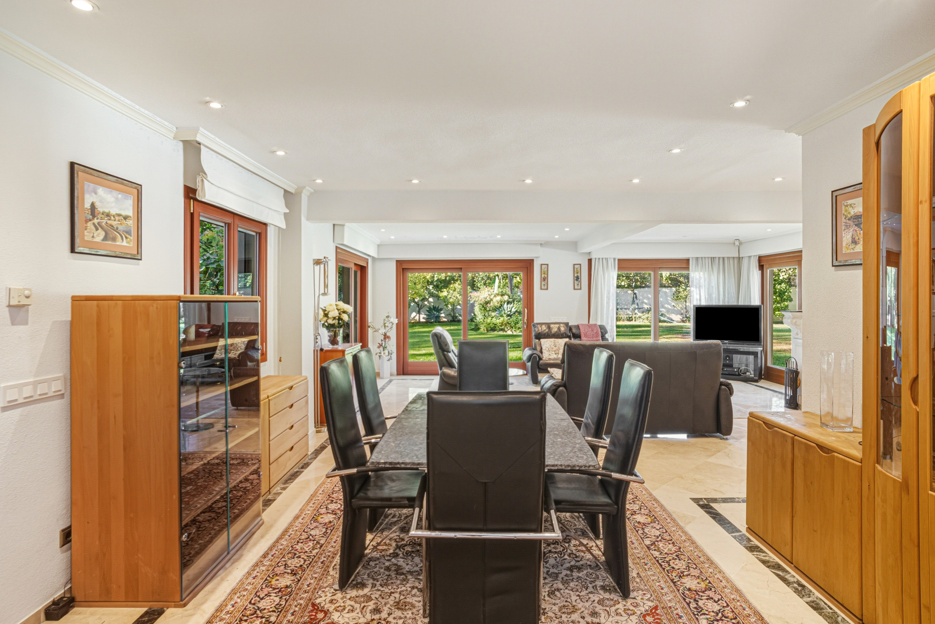  Image of Villa - 5 Bedrooms - 5 Bathrooms for sale in Malaga-Estepona-Spain, Image 13
