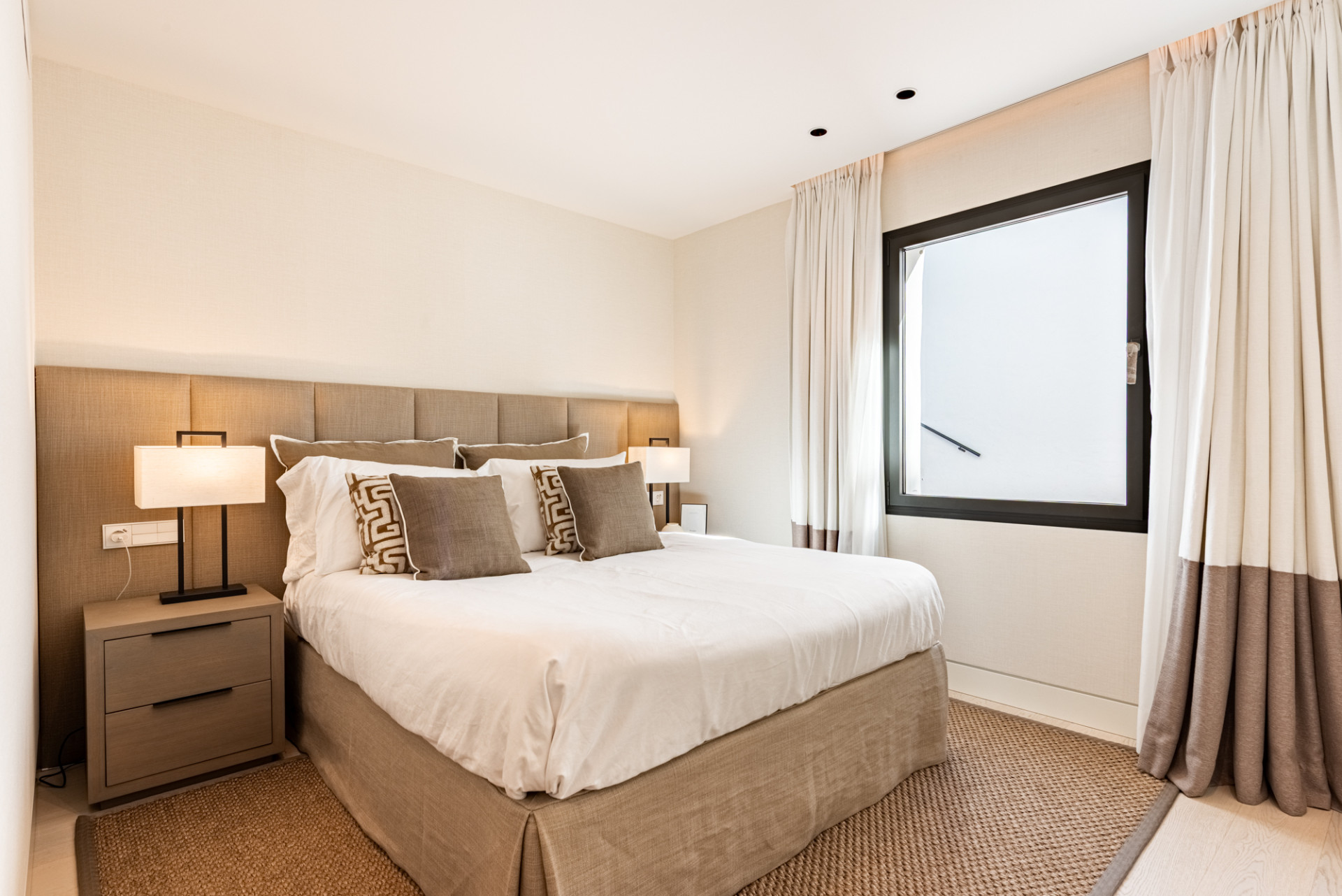  Image of Town House - 3 Bedrooms - 3 Bathrooms for sale in Malaga-Marbella-Spain, Image 17