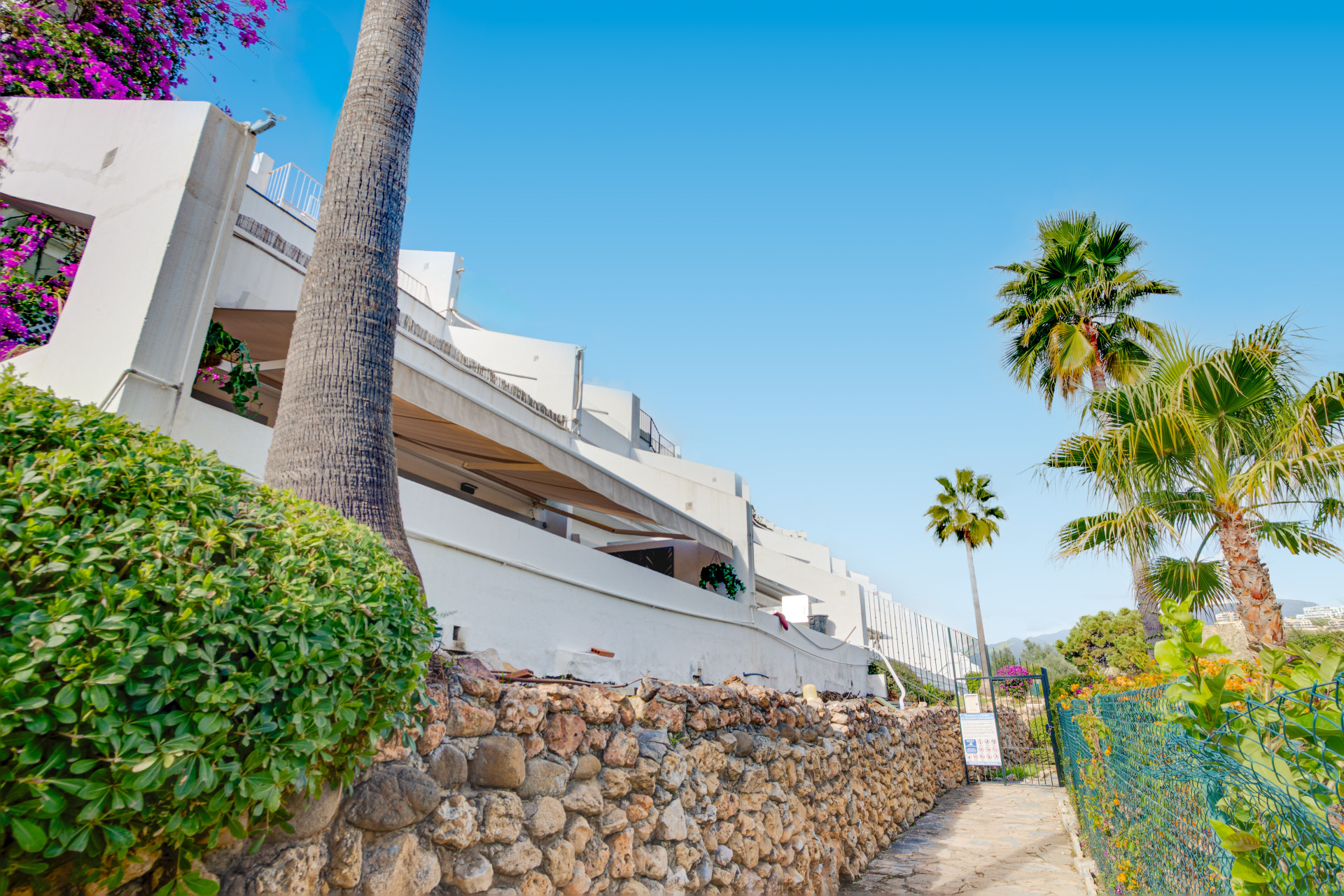  Image of Apartment - 3 Bedrooms - 3 Bathrooms for sale in Malaga-Benahavis-Spain, Image 21