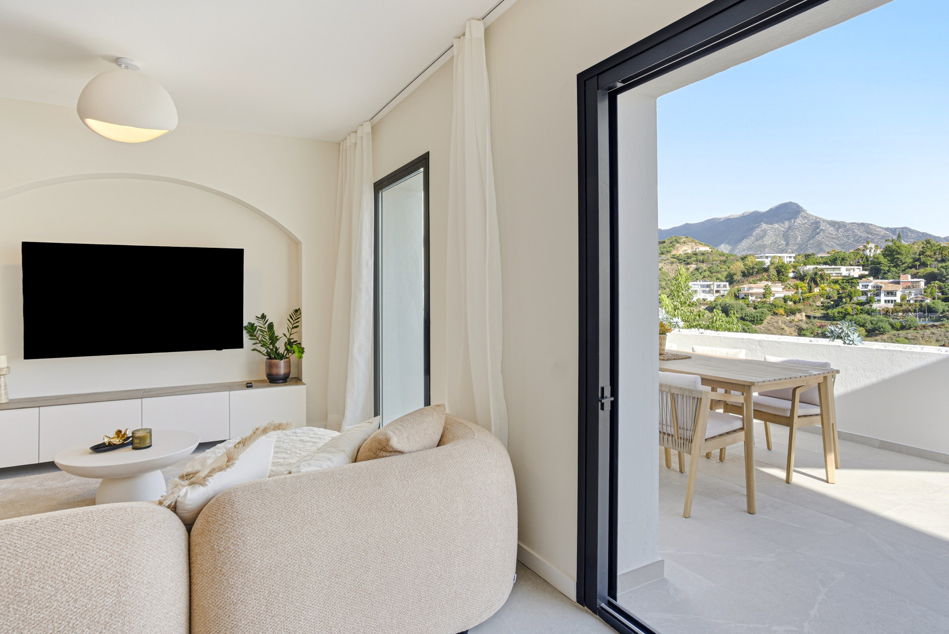  Image of Apartment - 3 Bedrooms - 3 Bathrooms for sale in Malaga-Benahavis-Spain, Image 29