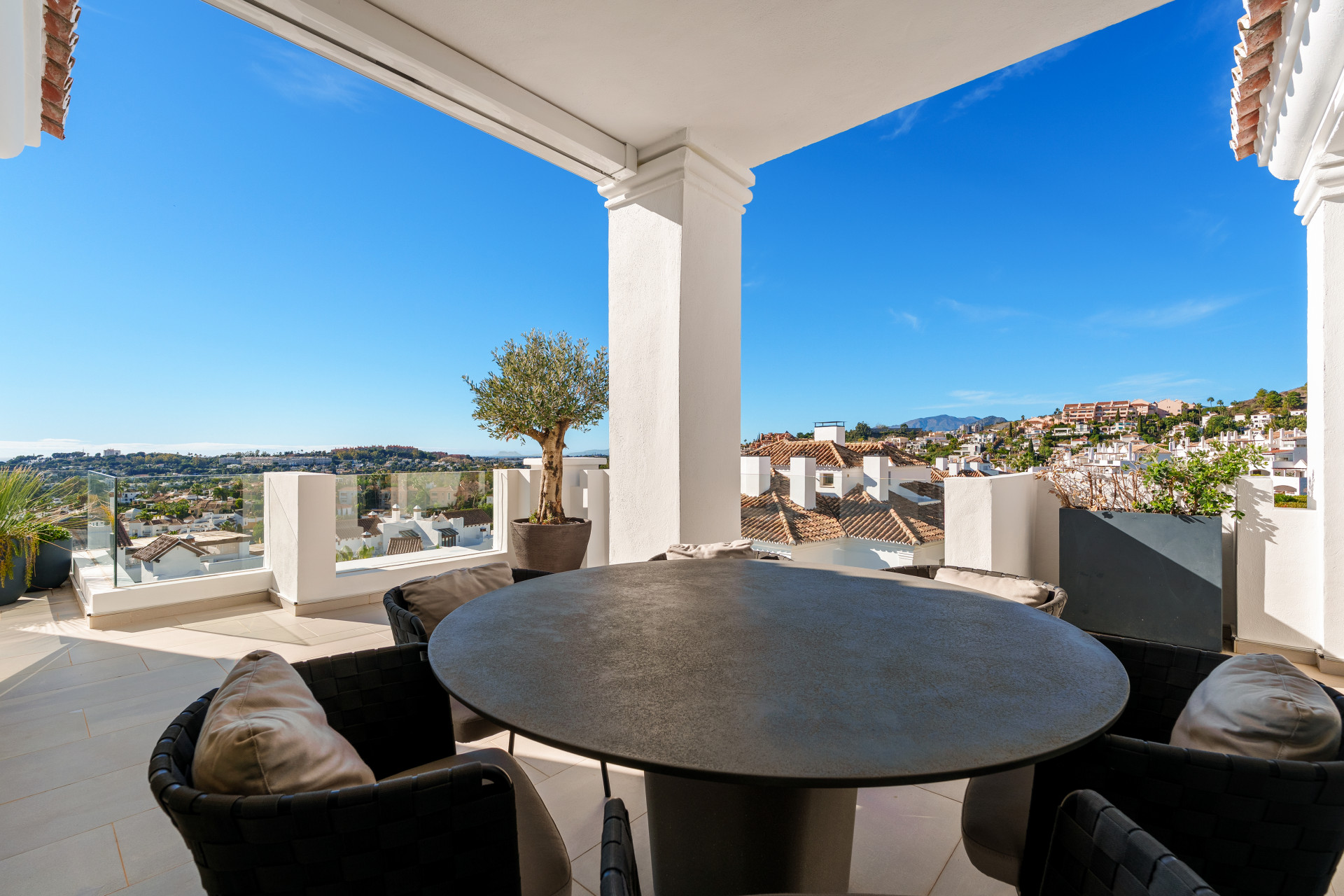 Image of Duplex Penthouse - 3 Bedrooms - 3 Bathrooms for Sale in Malaga-Marbella-Spain, Image 2