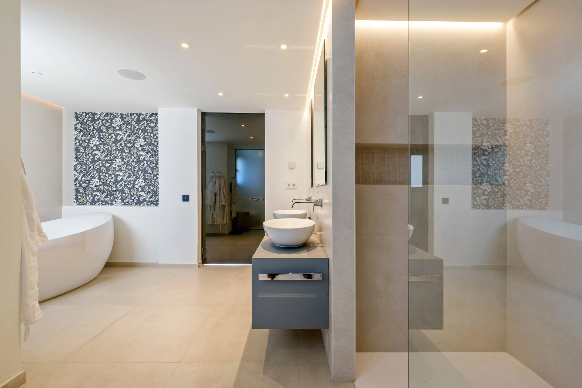  Image of Duplex Penthouse - 3 Bedrooms - 3 Bathrooms for sale in Malaga-Marbella-Spain, Image 7