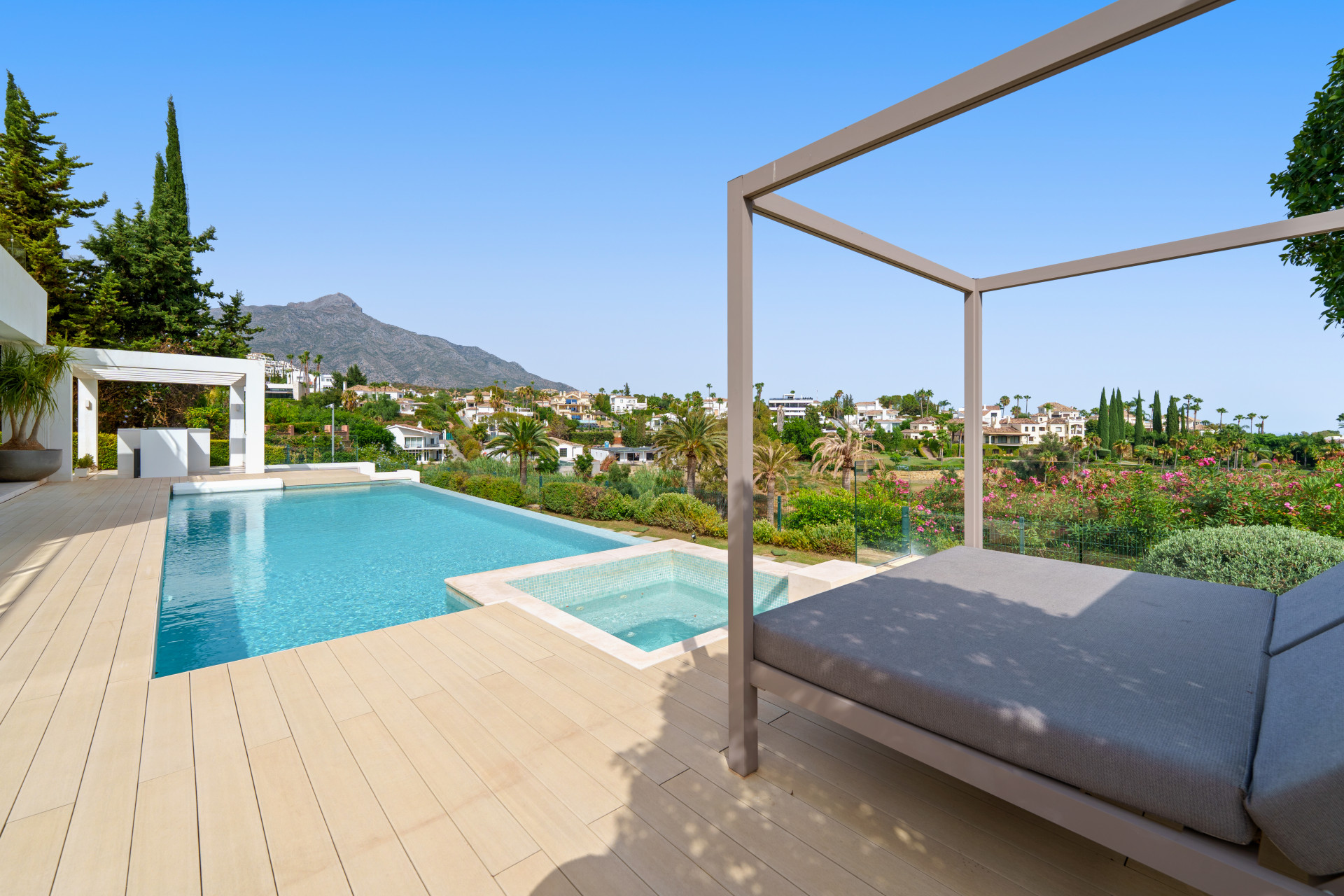  Image of Villa - 5 Bedrooms - 6 Bathrooms for sale in Malaga-Marbella-Spain, Image 35