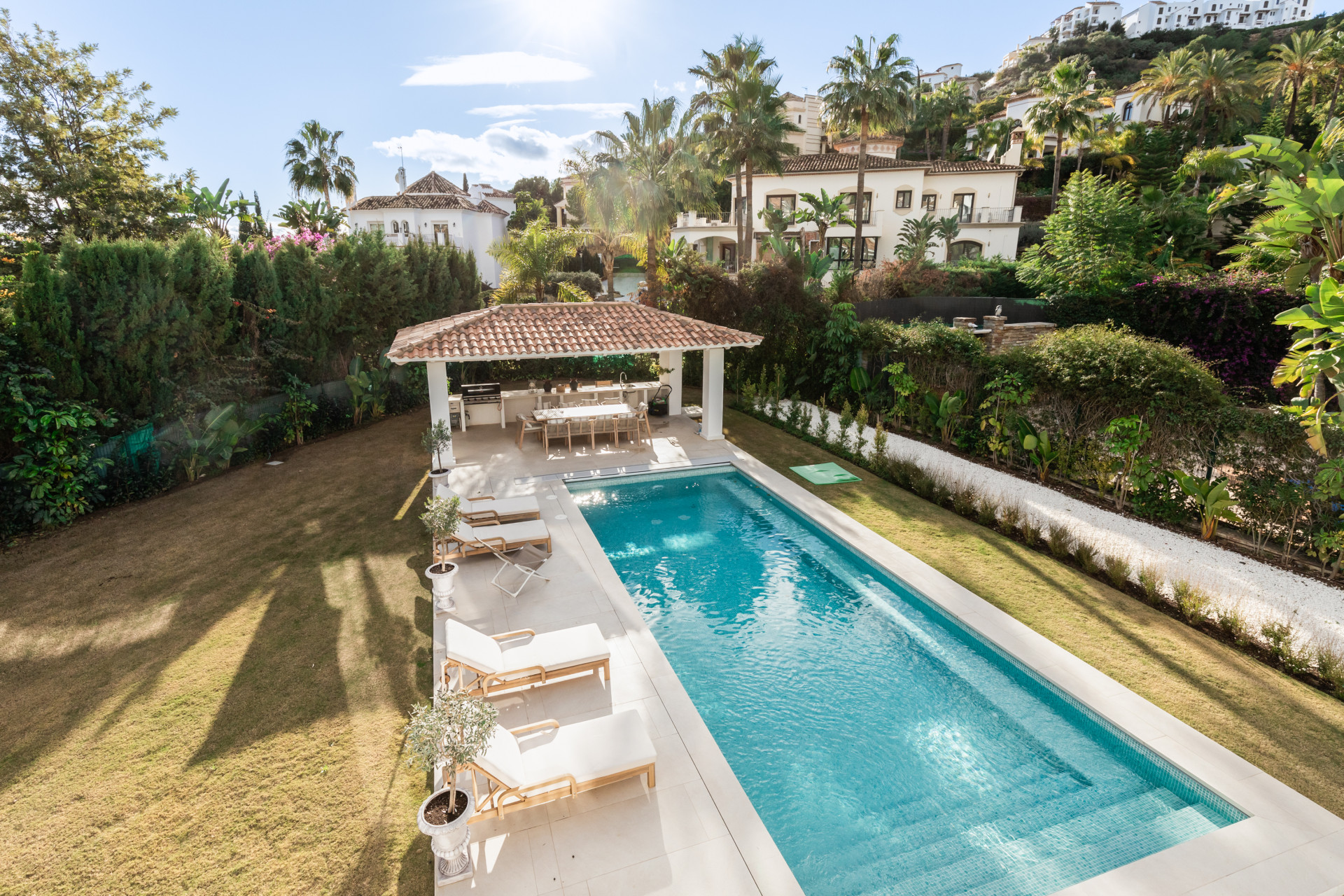  Image of Villa - 4 Bedrooms - 5 Bathrooms for sale in Malaga-Benahavis-Spain, Image 37