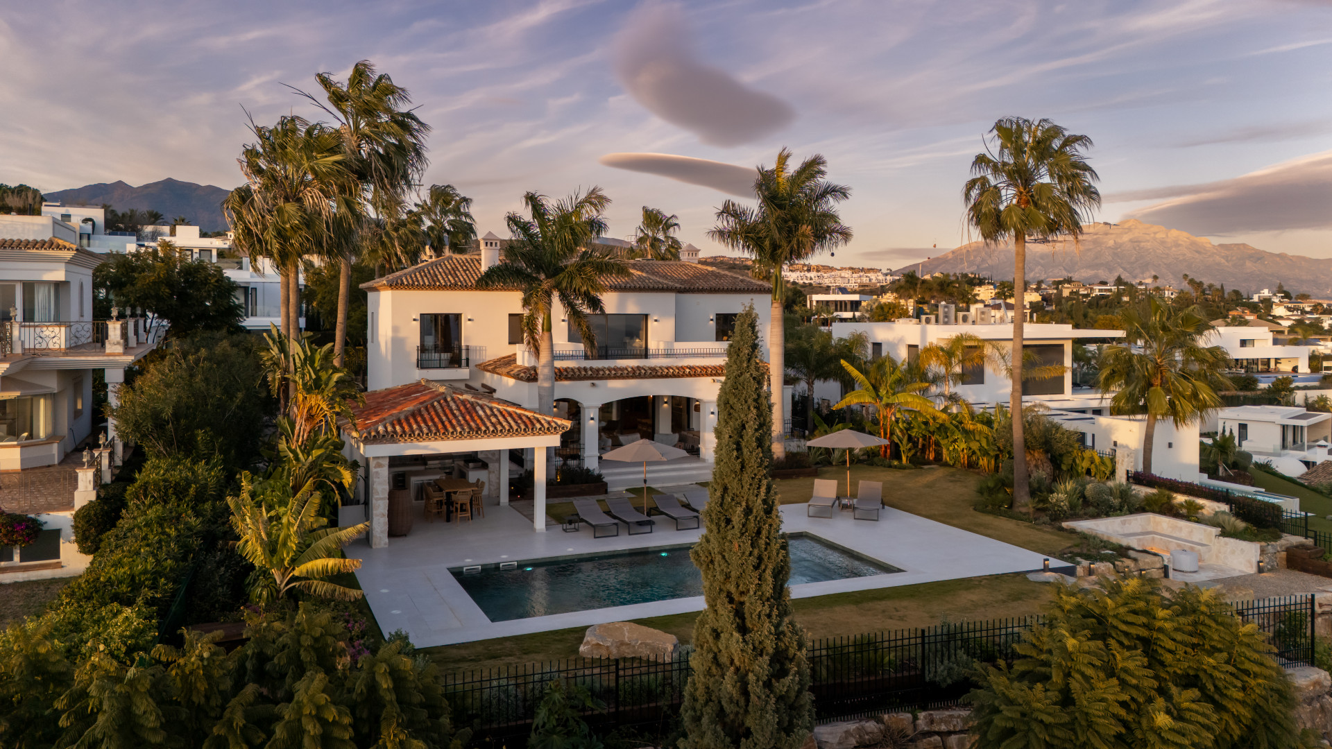  Image of Villa - 4 Bedrooms - 7 Bathrooms for sale in Malaga-Benahavis-Spain, Image 50