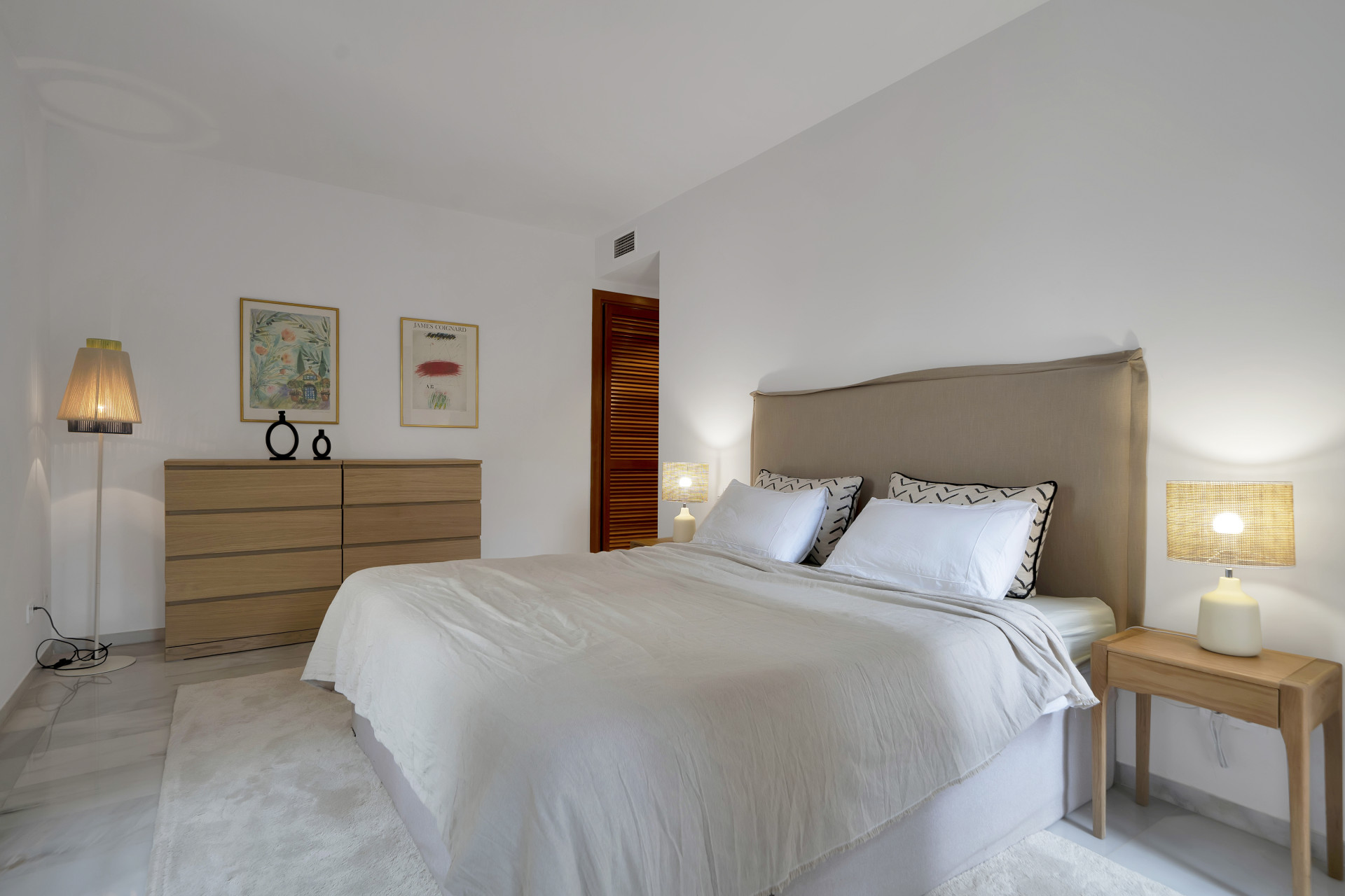  Image of Apartment - 2 Bedrooms - 2 Bathrooms for sale in Malaga-Marbella-Spain, Image 22