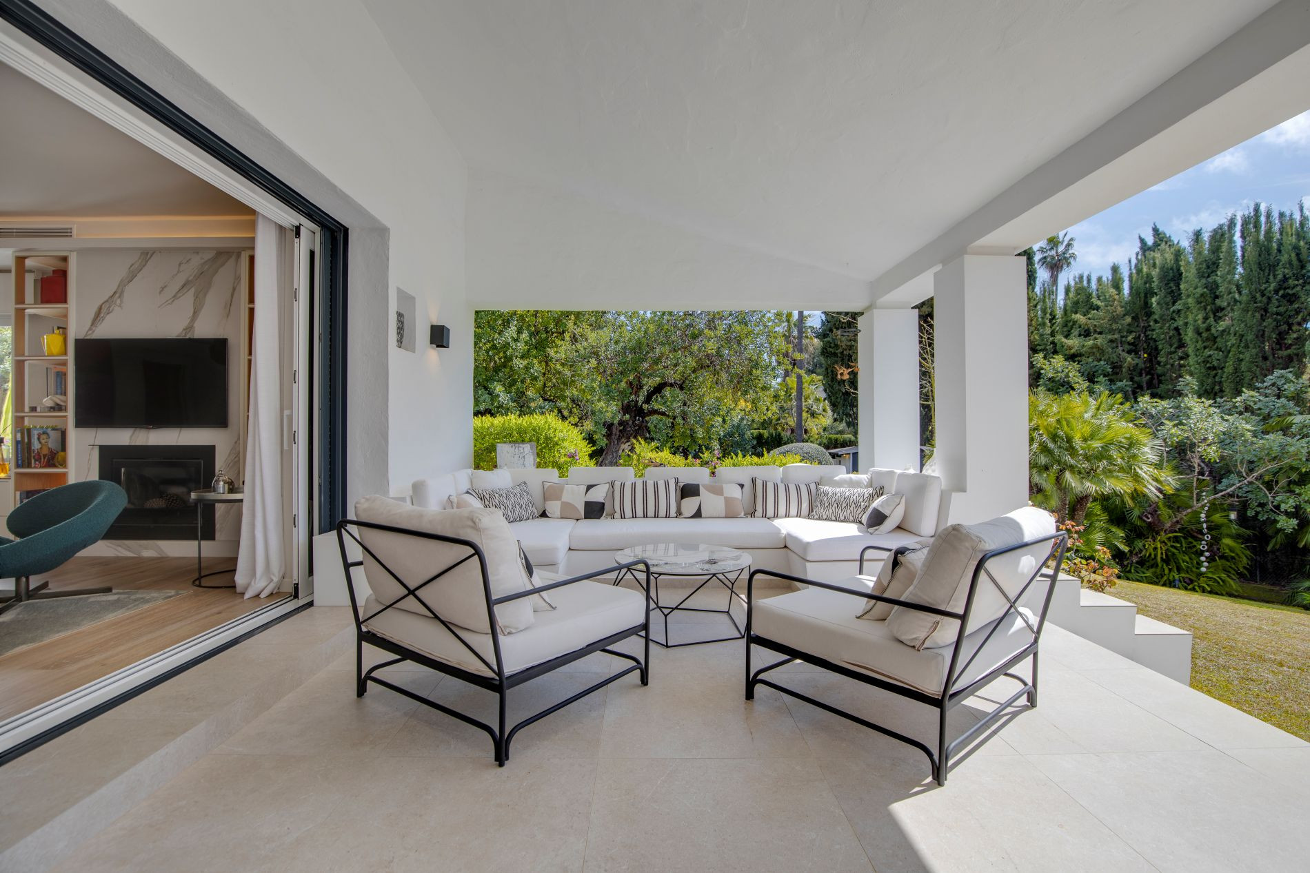 Image of Villa - 5 Bedrooms - 5 Bathrooms for sale in Malaga-Marbella-Spain, Image 6
