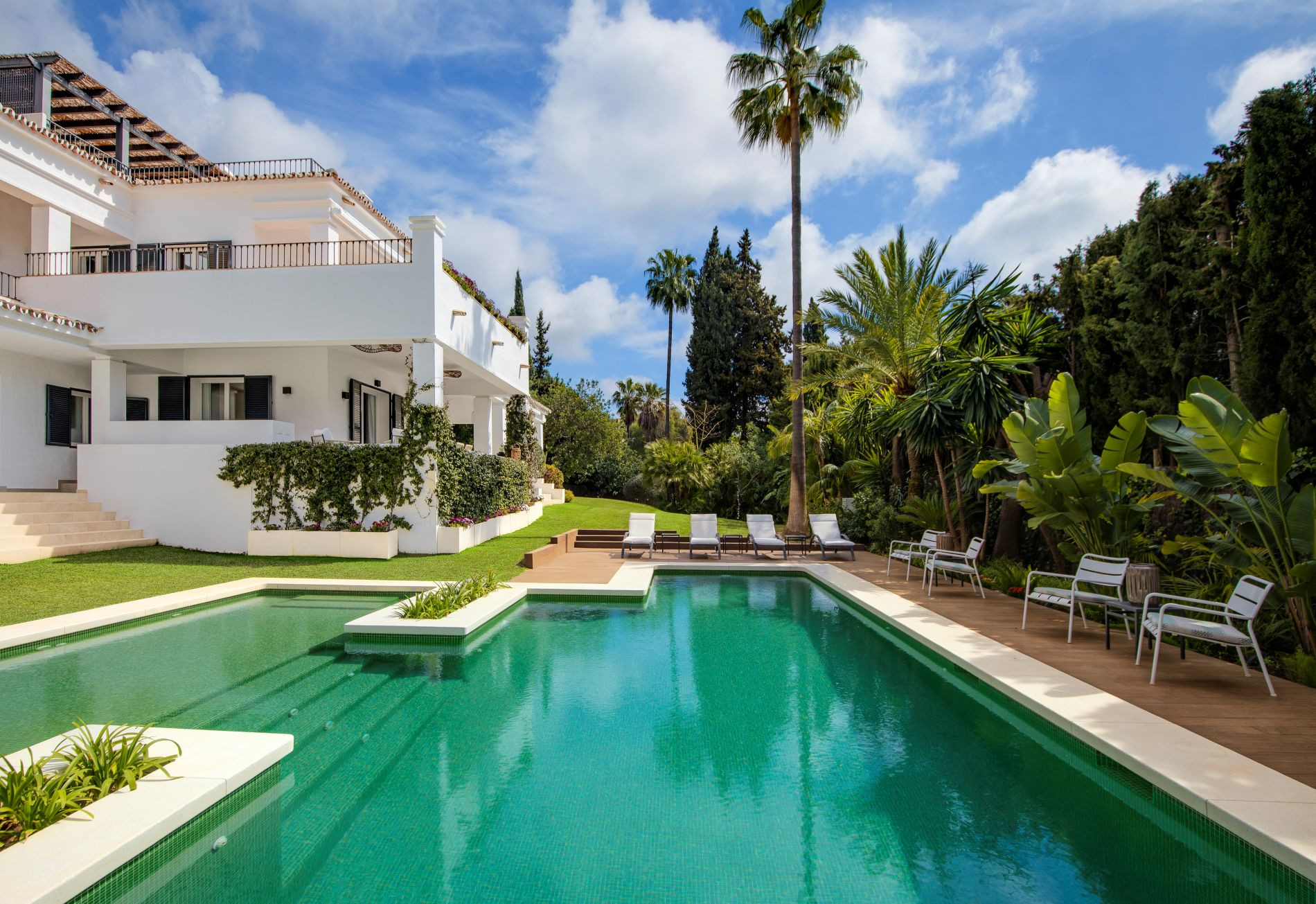  Image of Villa - 5 Bedrooms - 5 Bathrooms for sale in Malaga-Marbella-Spain, Image 10