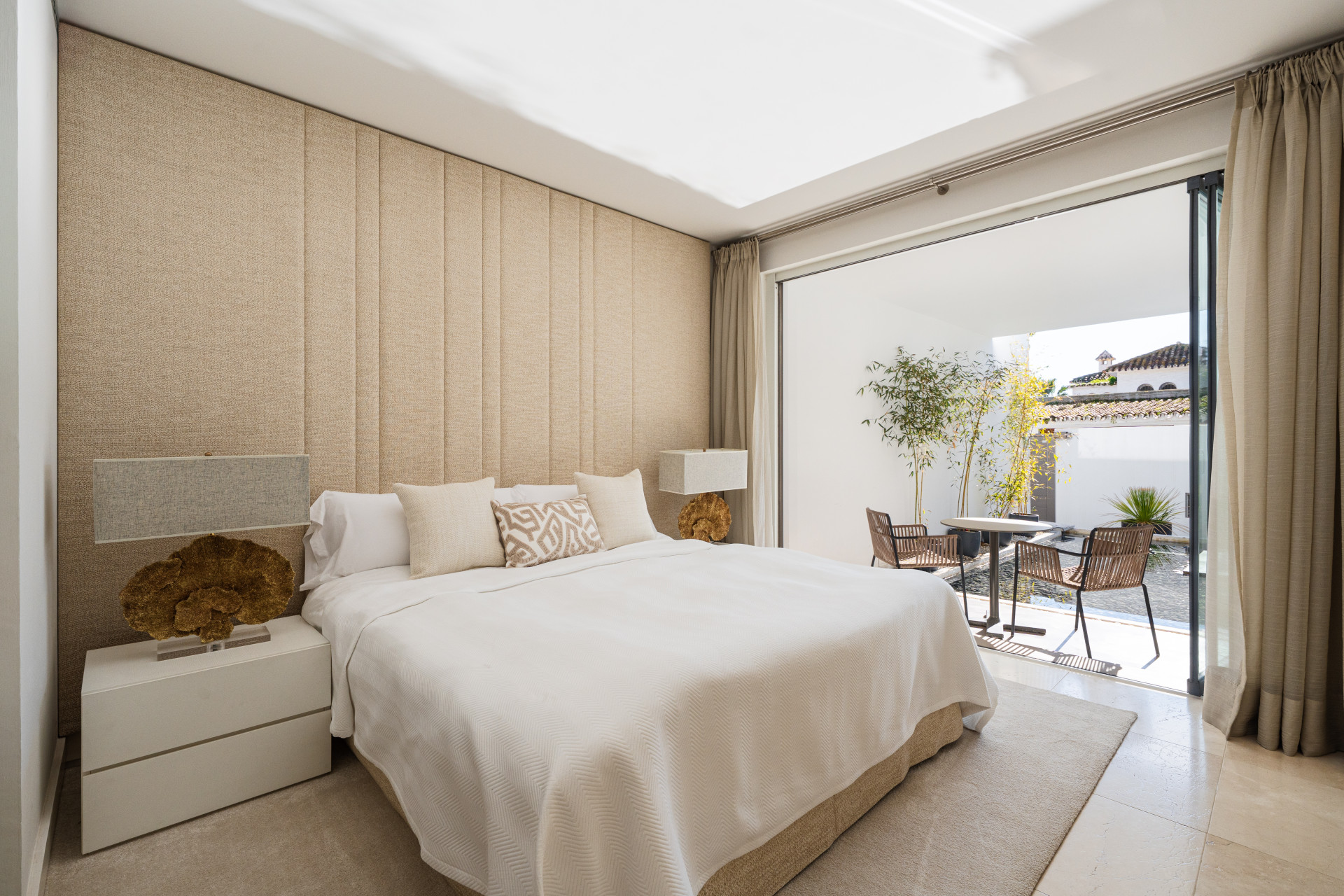  Image of Semi Detached House - 4 Bedrooms - 4 Bathrooms for sale in Malaga-Marbella-Spain, Image 23