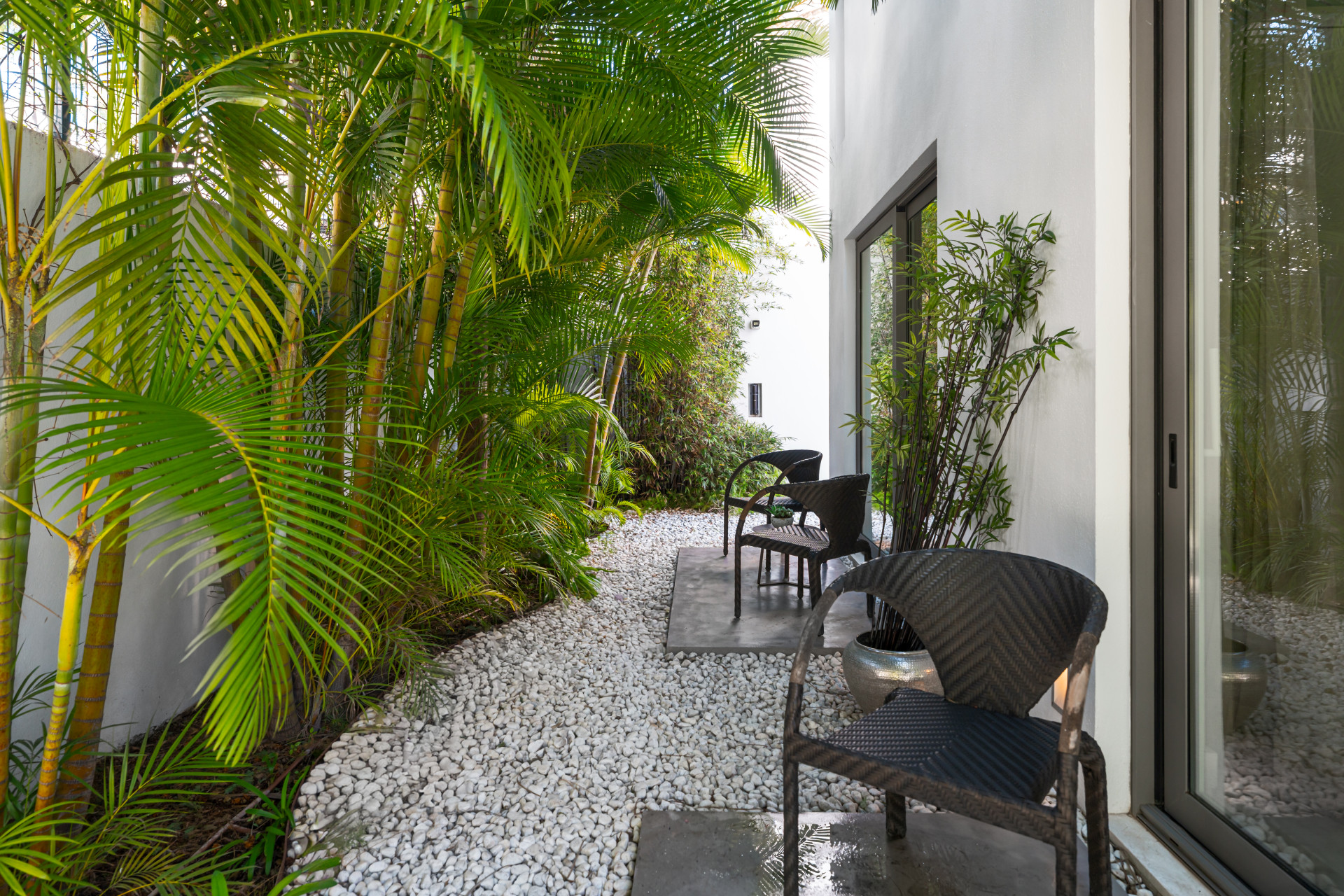  Image of Semi Detached House - 4 Bedrooms - 4 Bathrooms for sale in Malaga-Marbella-Spain, Image 27