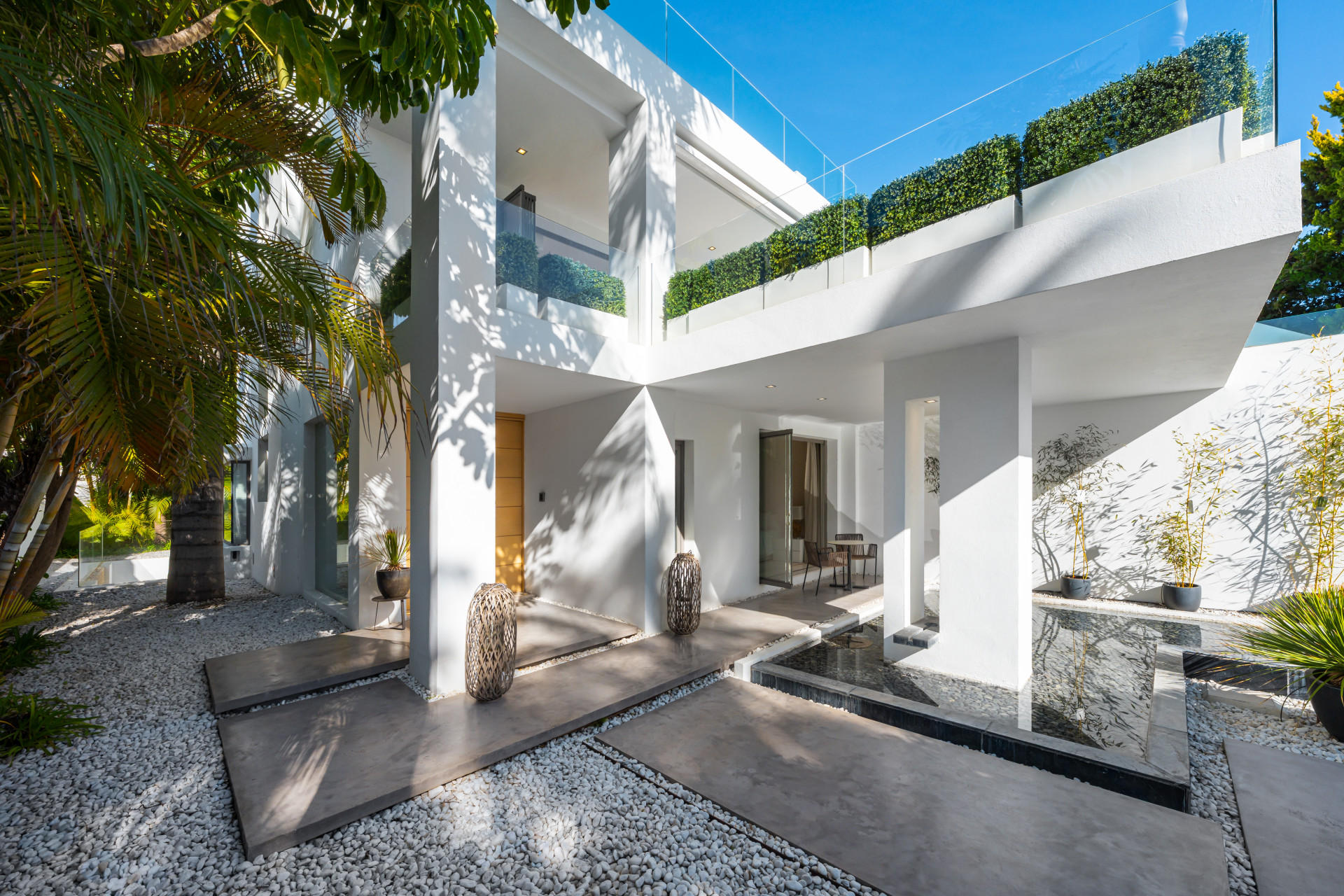  Image of Semi Detached House - 4 Bedrooms - 4 Bathrooms for sale in Malaga-Marbella-Spain, Image 35