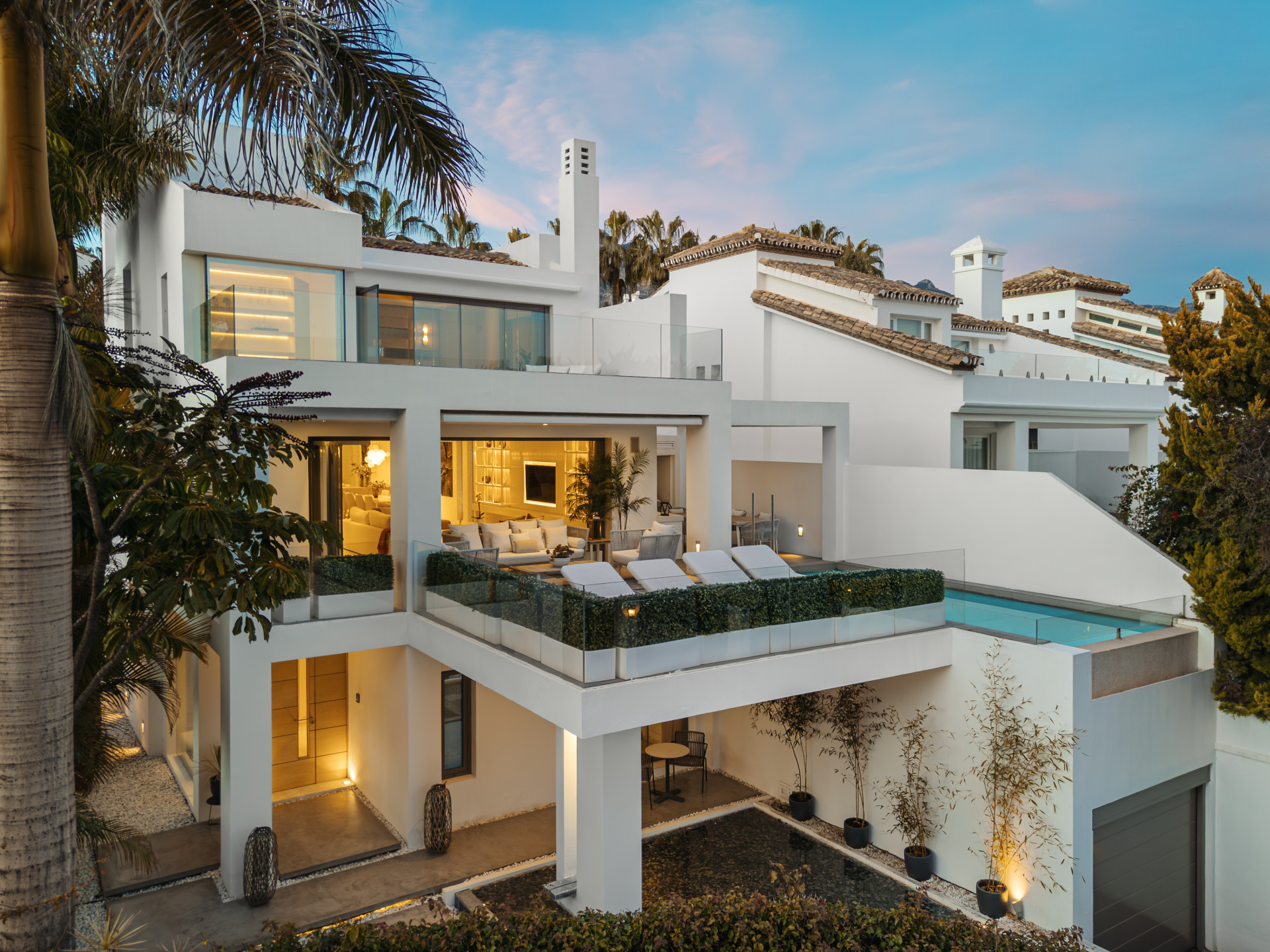 Image of Semi Detached House - 4 Bedrooms - 4 Bathrooms for Sale in Malaga-Marbella-Spain, Image 2