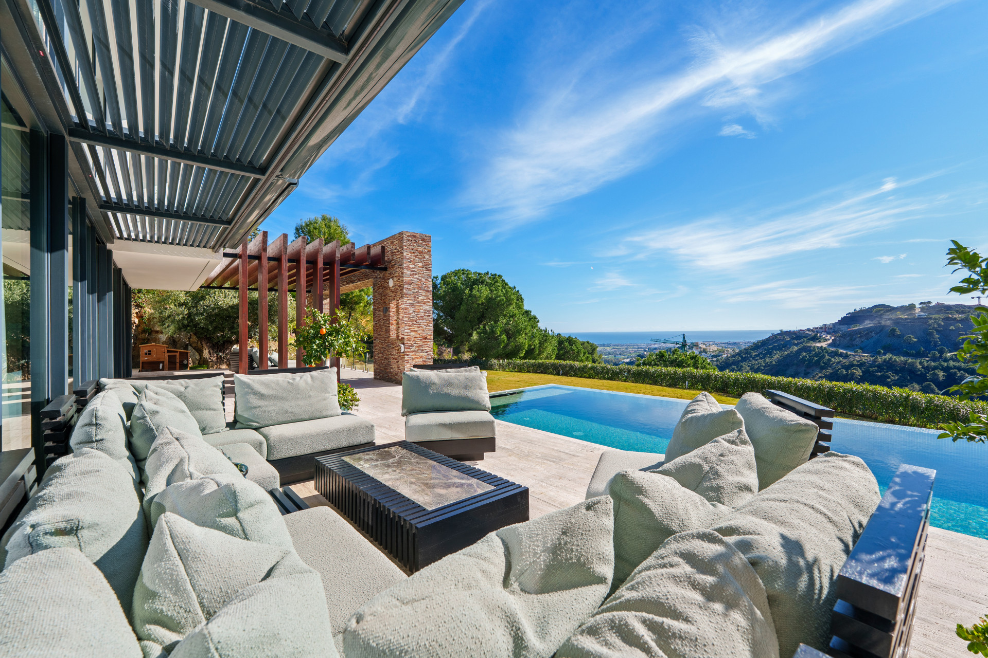  Image of Villa - 5 Bedrooms - 5 Bathrooms for sale in Malaga-Benahavis-Spain, Image 13