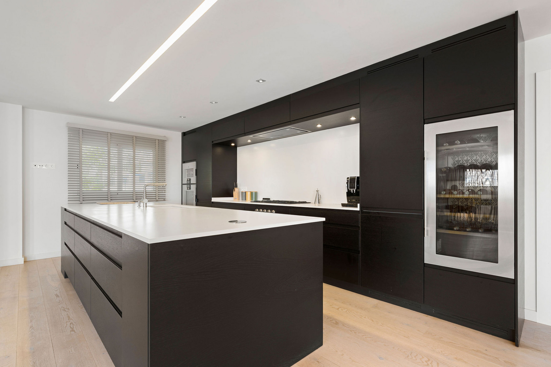 Image of Duplex - 4 Bedrooms - 4 Bathrooms for Sale in Malaga-Marbella-Spain, Image 4