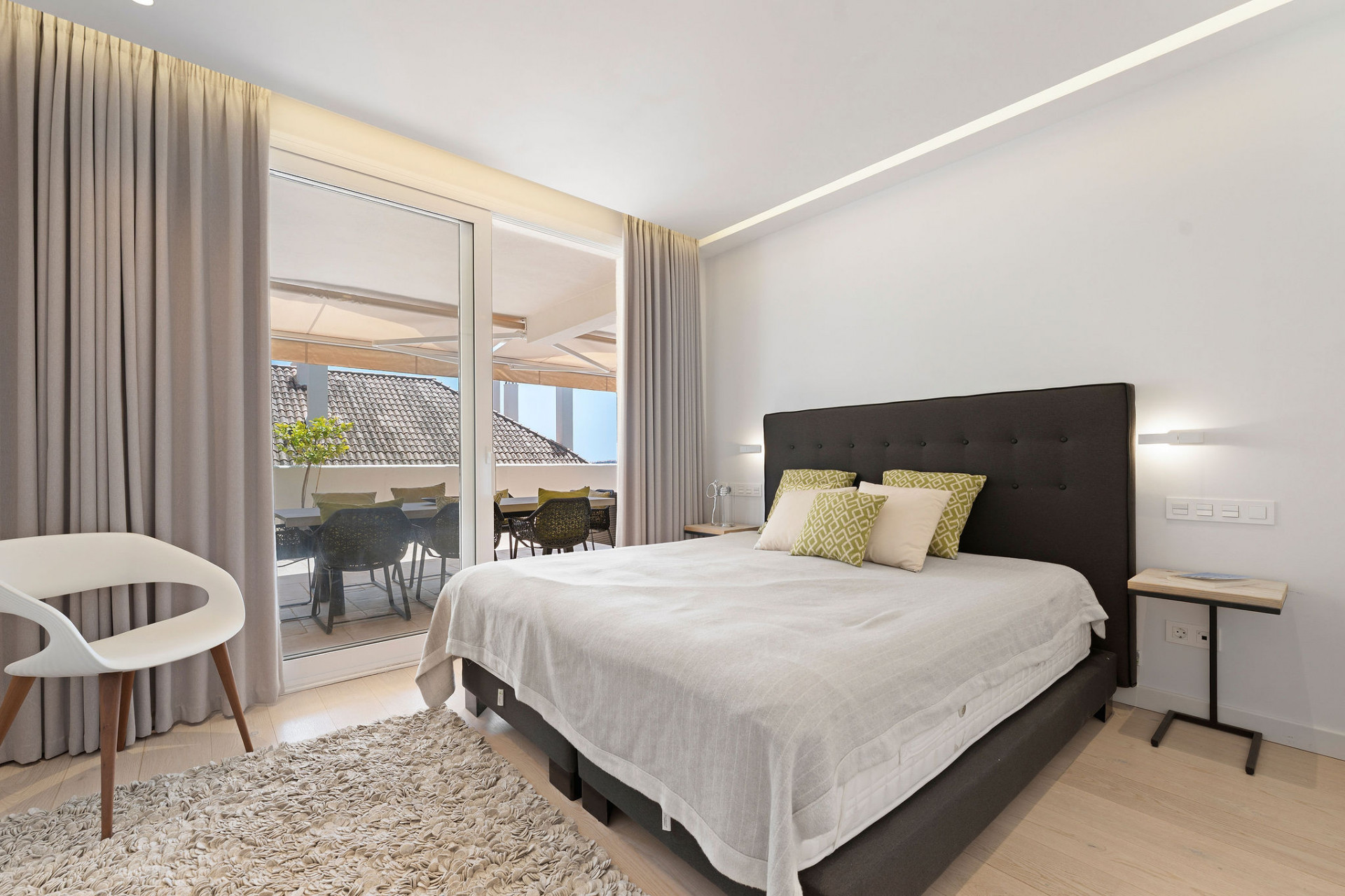  Image of Duplex - 4 Bedrooms - 4 Bathrooms for sale in Malaga-Marbella-Spain, Image 12