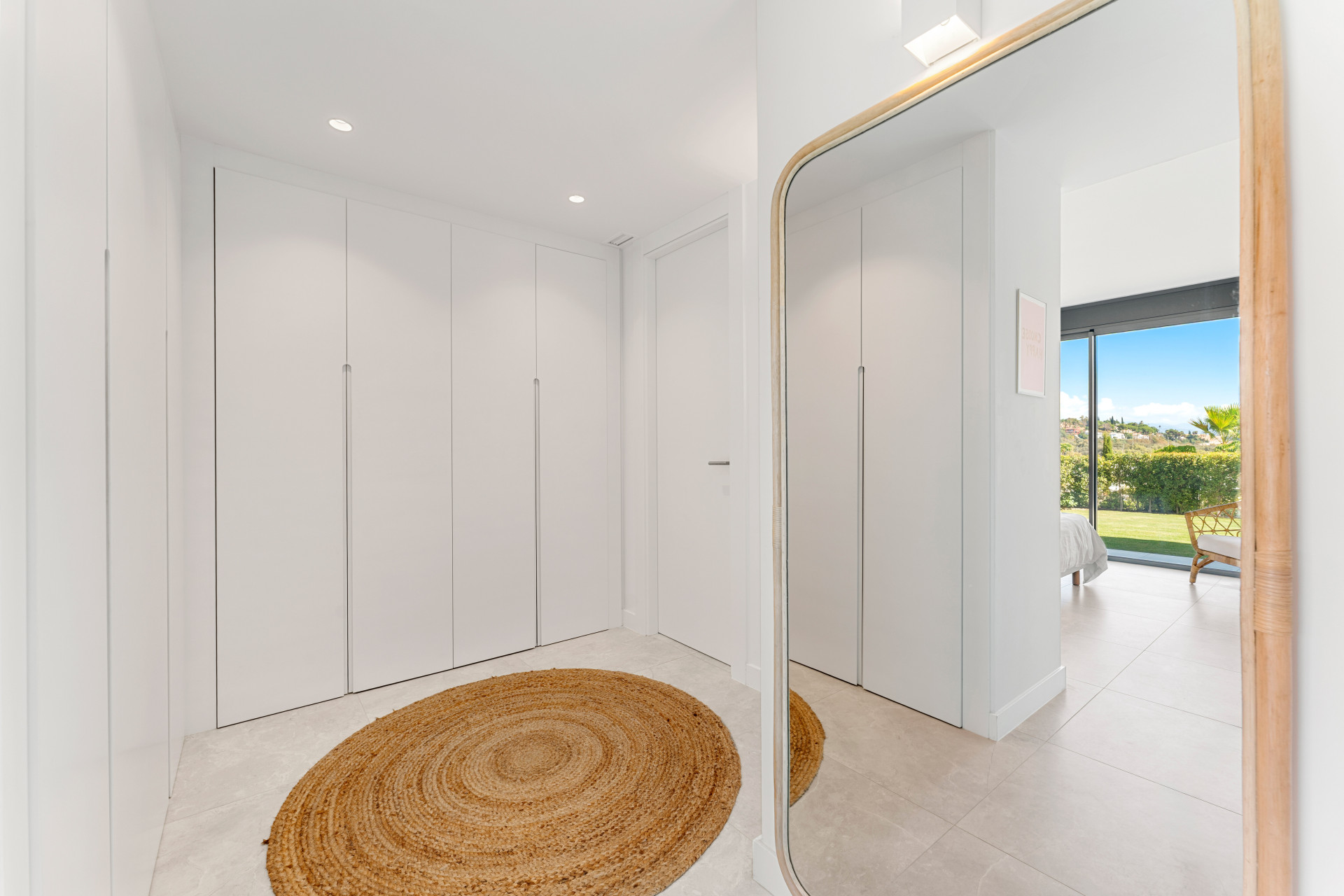  Image of Apartment - 4 Bedrooms - 3 Bathrooms for sale in Malaga-Marbella-Spain, Image 12