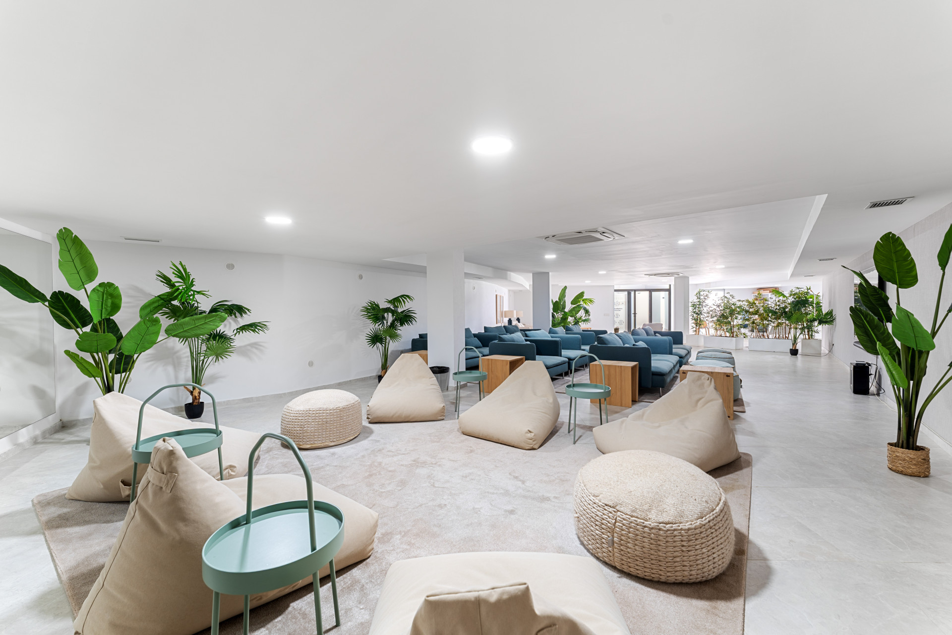  Image of Apartment - 4 Bedrooms - 3 Bathrooms for sale in Malaga-Marbella-Spain, Image 21