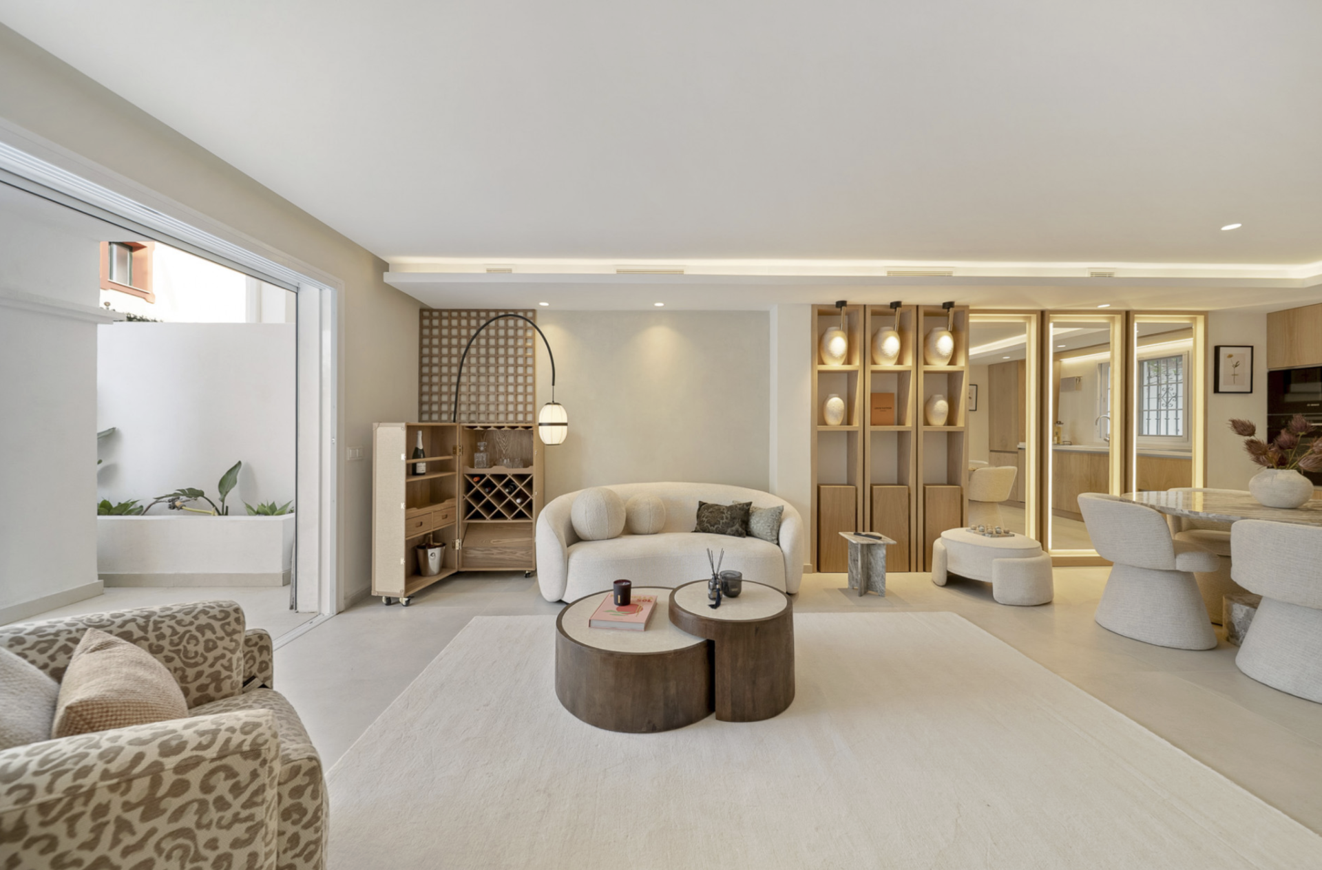 Image of Town House - 3 Bedrooms - 3 Bathrooms for Sale in Malaga-Marbella-Spain, Image 2