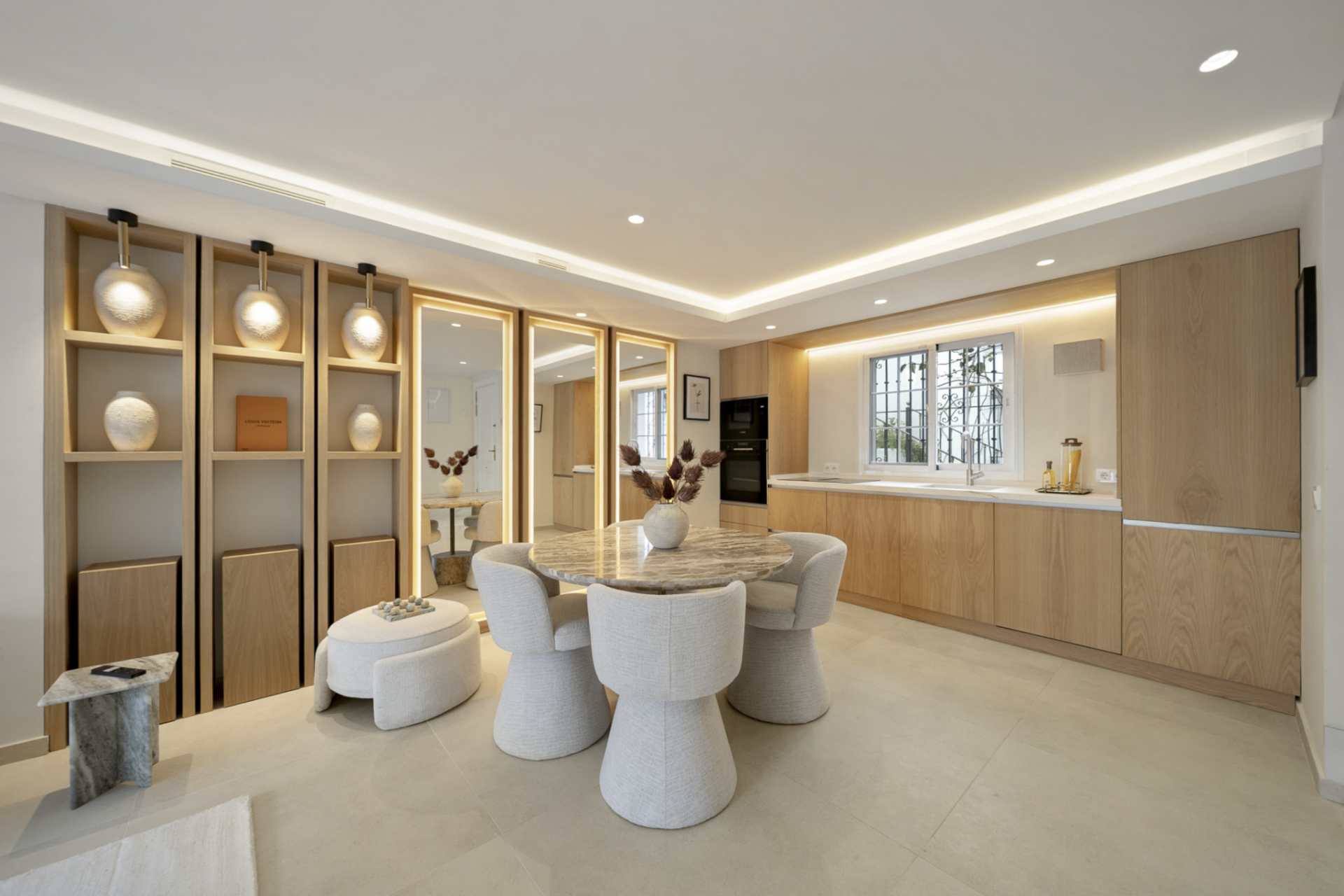  Image of Town House - 3 Bedrooms - 3 Bathrooms for sale in Malaga-Marbella-Spain, Image 6
