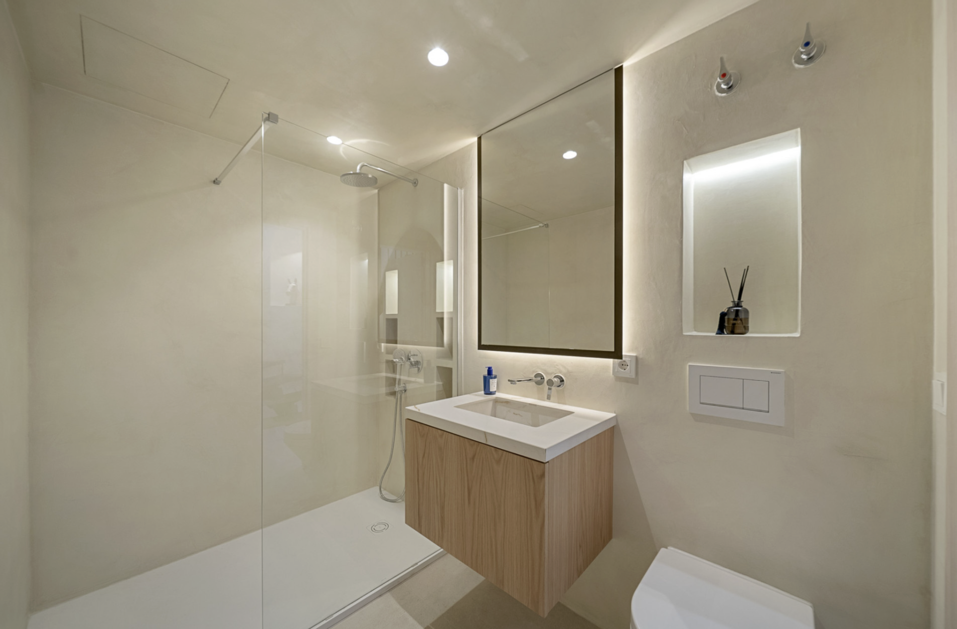  Image of Town House - 3 Bedrooms - 3 Bathrooms for sale in Malaga-Marbella-Spain, Image 18