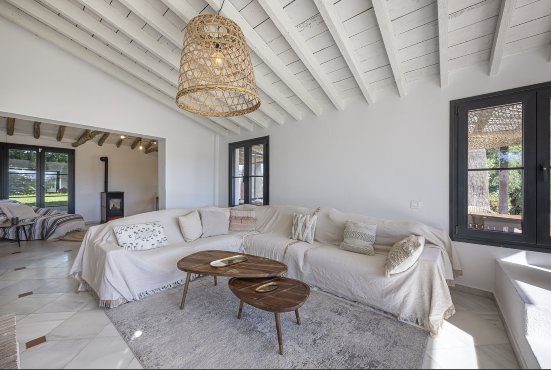  Image of Villa - 3 Bedrooms - 2 Bathrooms for sale in Malaga-San Pedro de Alcantara-Spain, Image 32
