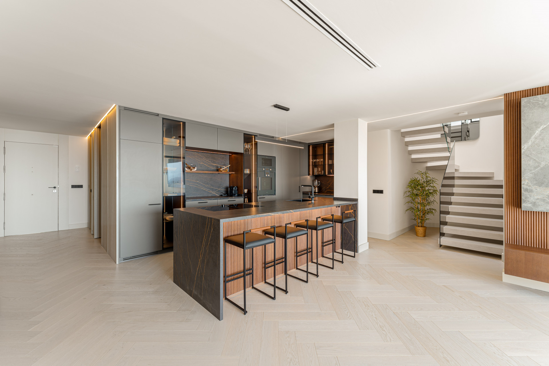  Image of Duplex Penthouse - 4 Bedrooms - 4 Bathrooms for sale in Malaga-Benahavis-Spain, Image 6
