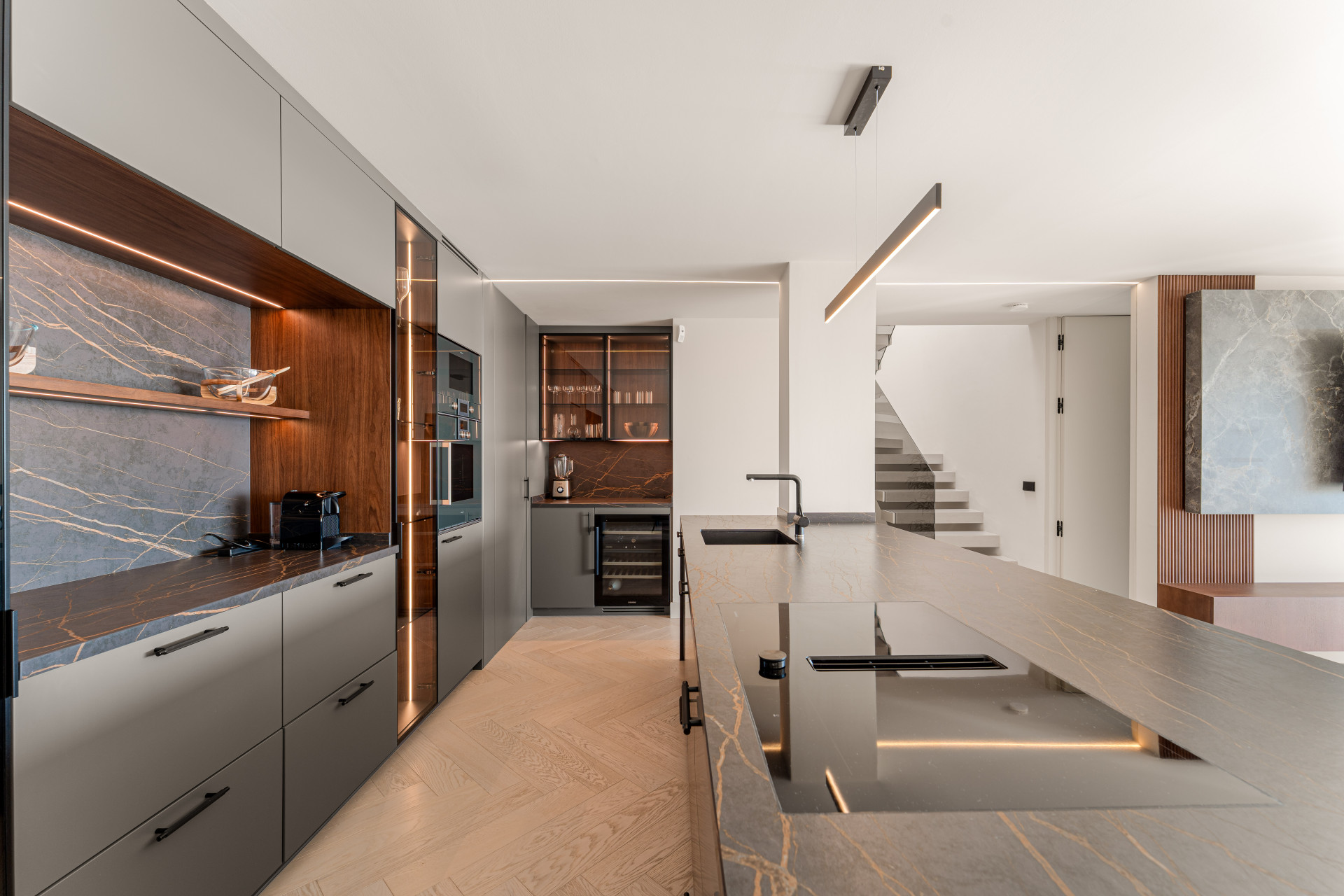  Image of Duplex Penthouse - 4 Bedrooms - 4 Bathrooms for sale in Malaga-Benahavis-Spain, Image 7