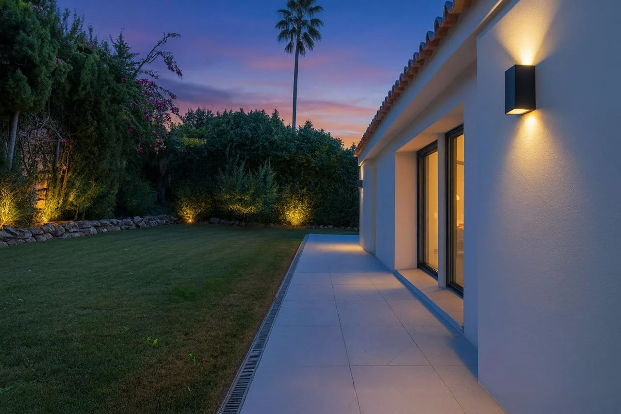  Image of Villa - 4 Bedrooms - 4 Bathrooms for sale in Malaga-Marbella-Spain, Image 25