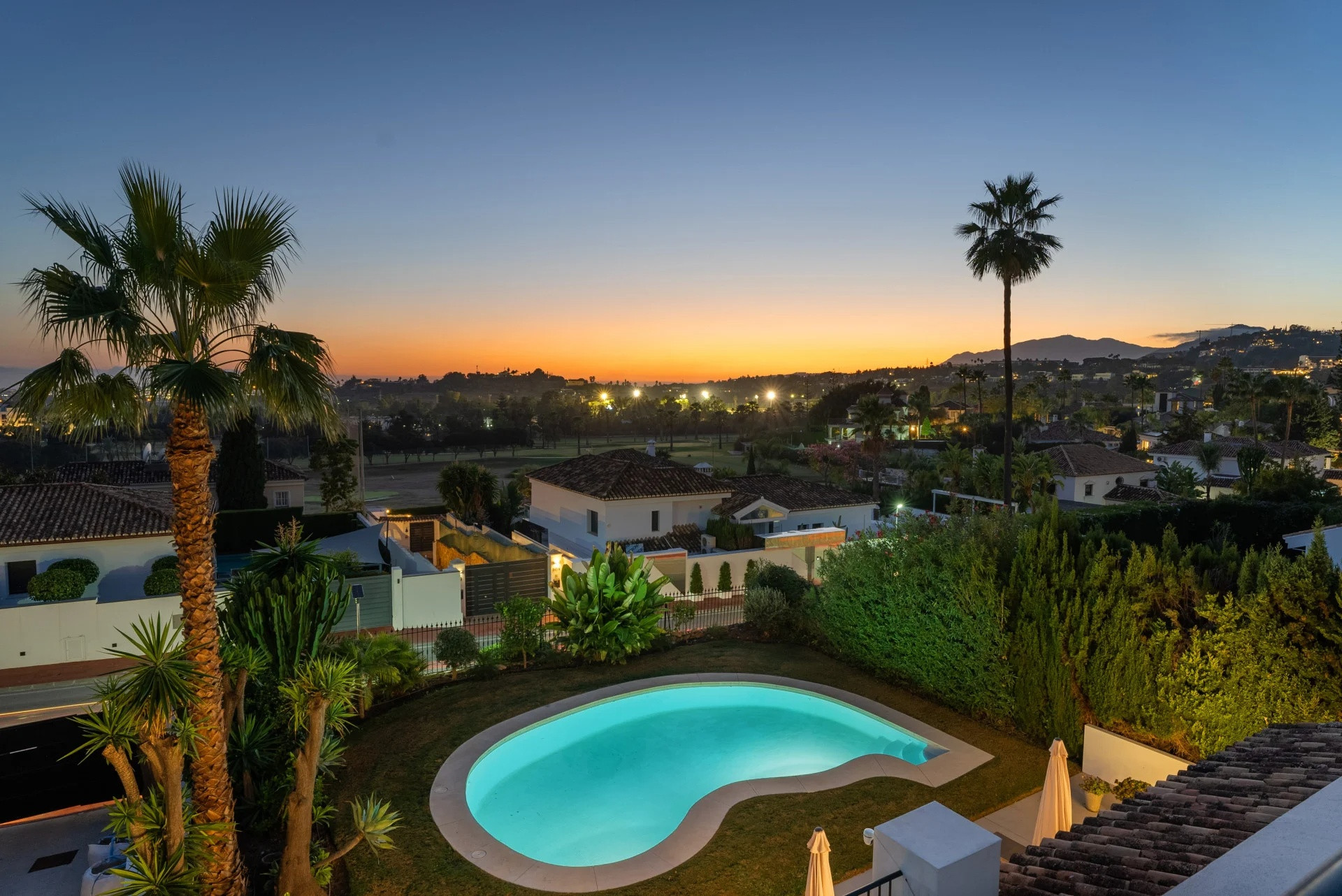  Image of Villa - 4 Bedrooms - 4 Bathrooms for sale in Malaga-Marbella-Spain, Image 22