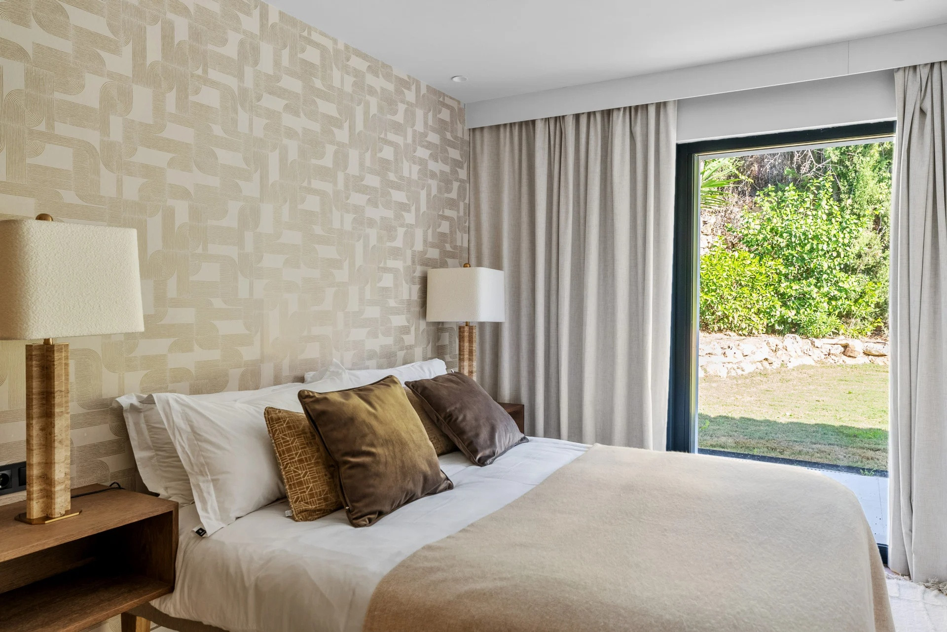  Image of Villa - 4 Bedrooms - 4 Bathrooms for sale in Malaga-Marbella-Spain, Image 16