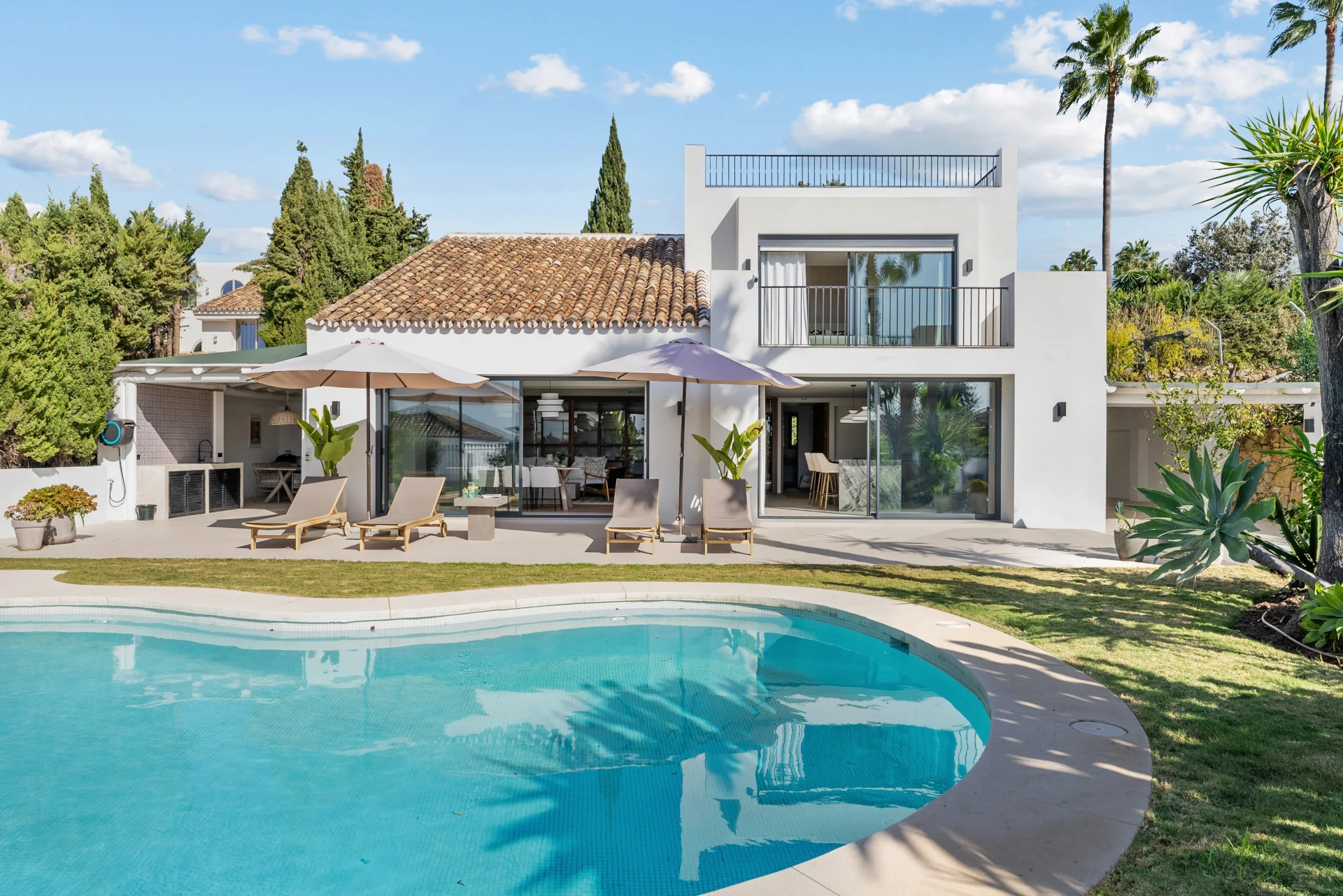 Image of Villa - 4 Bedrooms - 4 Bathrooms for Sale in Malaga-Marbella-Spain, Image 1