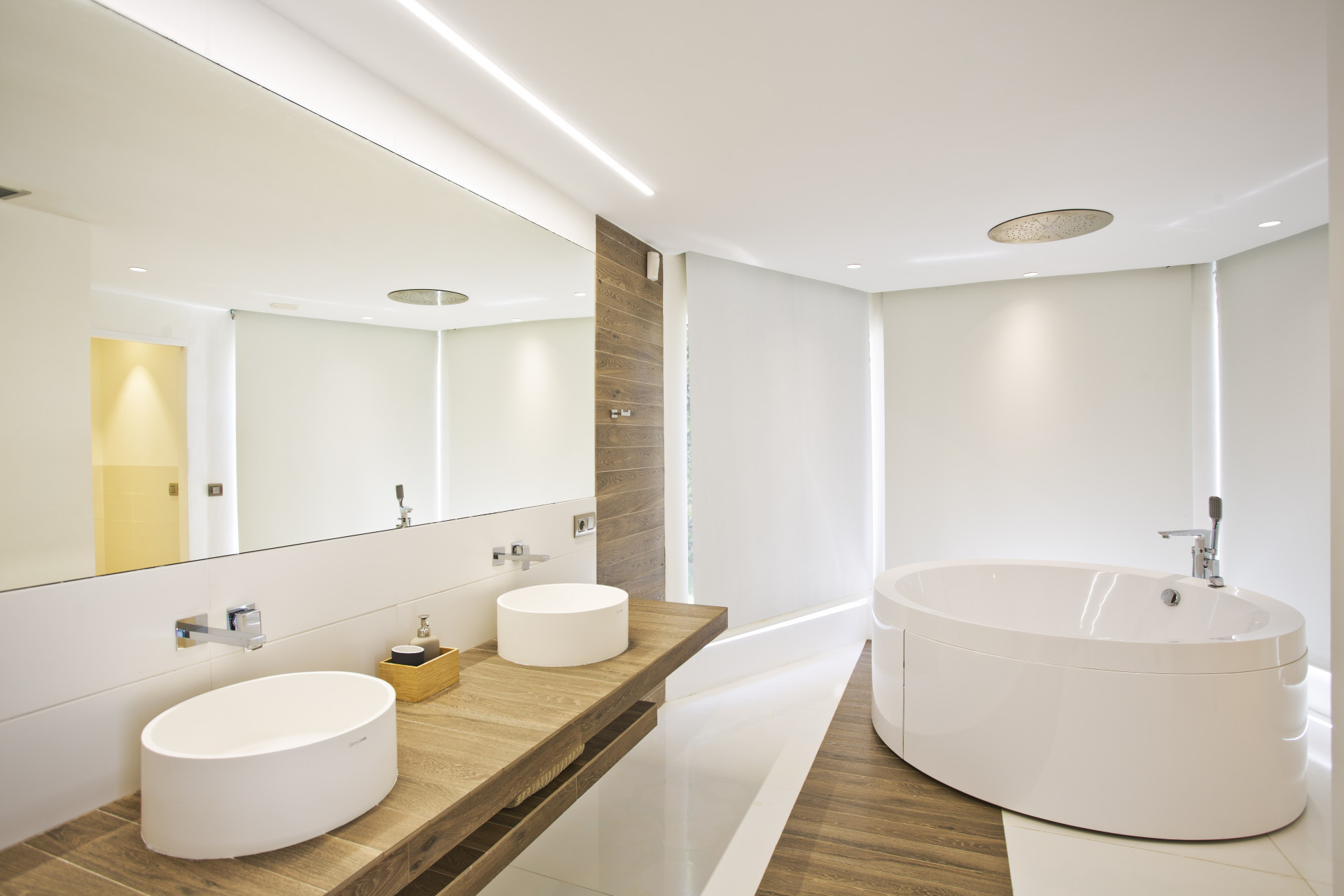  Image of Villa - 5 Bedrooms - 5 Bathrooms for sale in Malaga-Marbella-Spain, Image 43