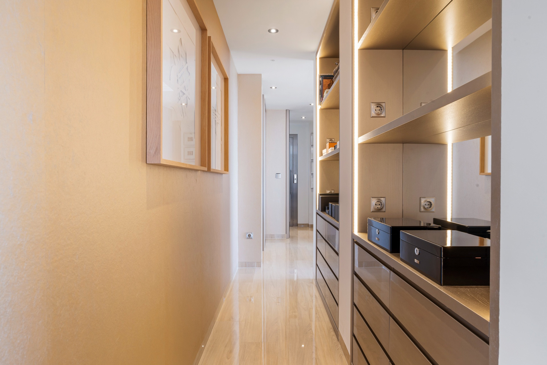  Image of Duplex Penthouse - 4 Bedrooms - 3 Bathrooms for sale in Malaga-Benahavis-Spain, Image 31