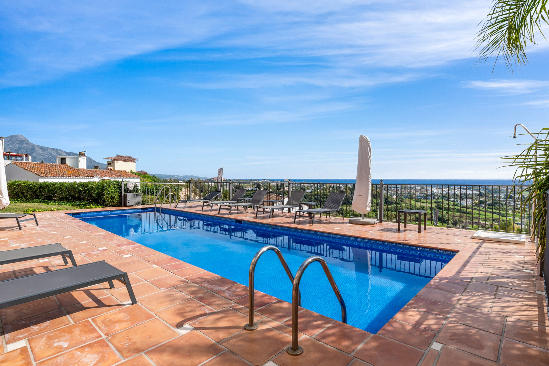  Image of Duplex Penthouse - 4 Bedrooms - 3 Bathrooms for sale in Malaga-Benahavis-Spain, Image 36