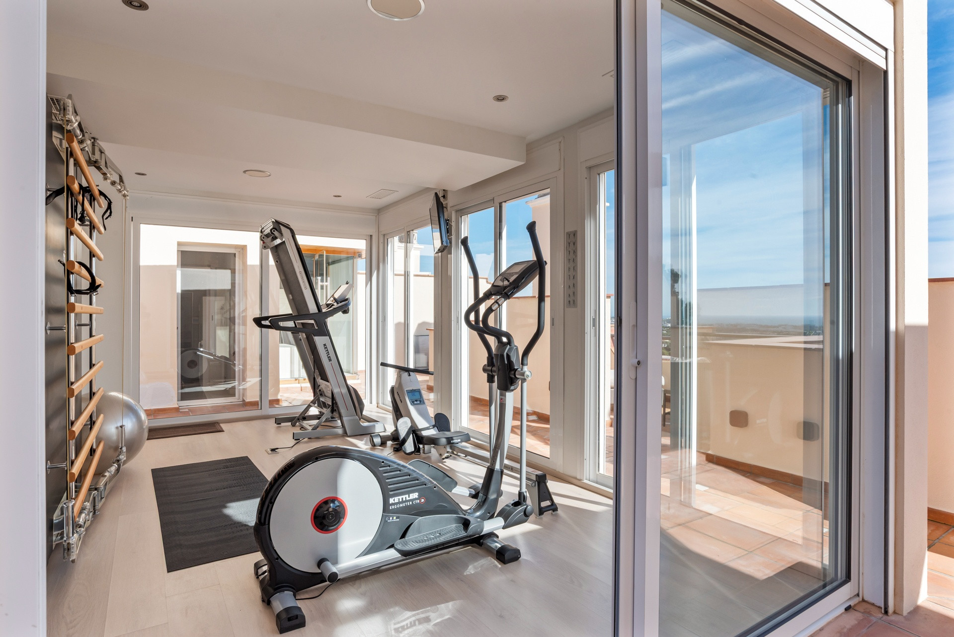  Image of Duplex Penthouse - 4 Bedrooms - 3 Bathrooms for sale in Malaga-Benahavis-Spain, Image 35