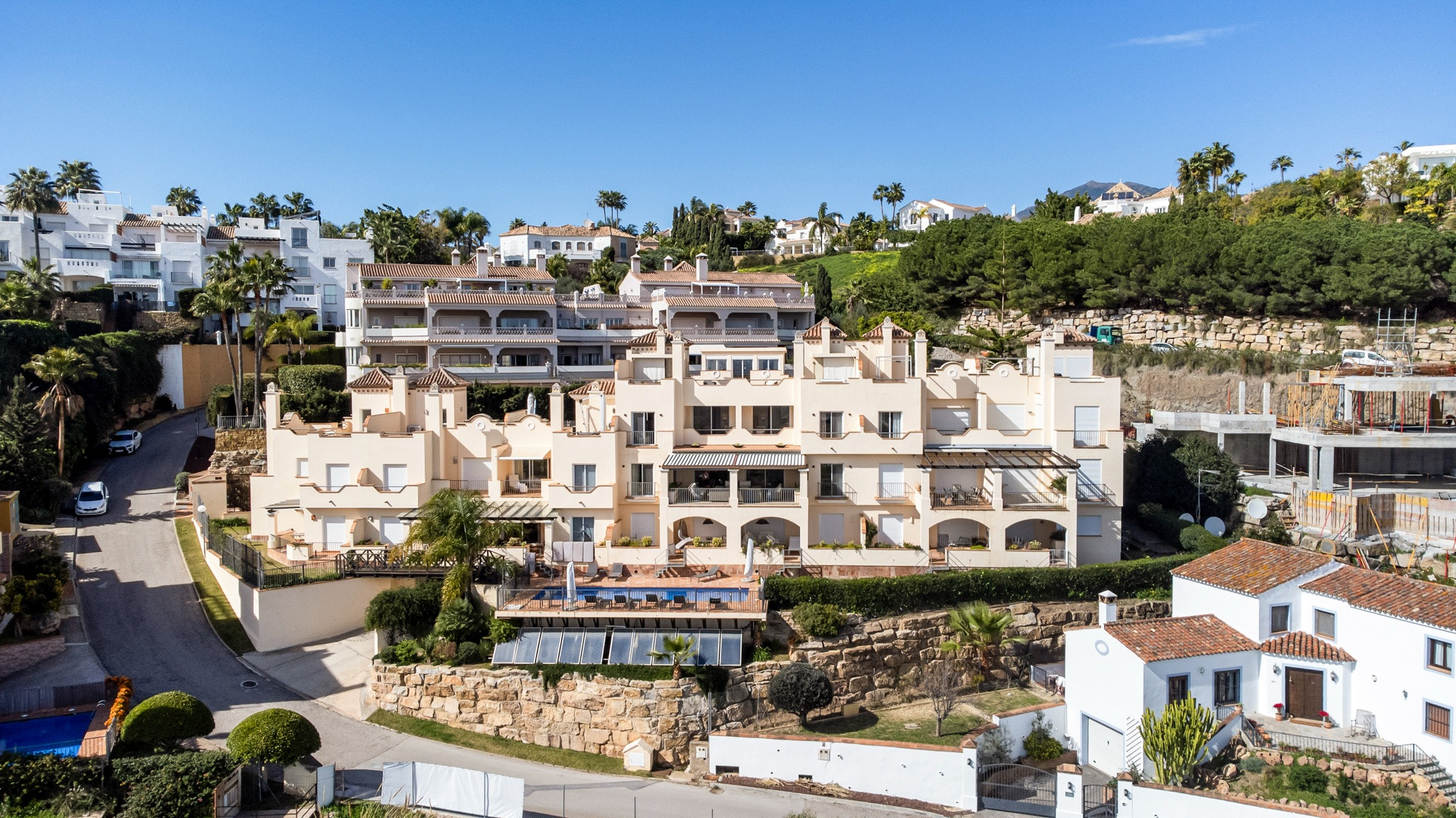  Image of Duplex Penthouse - 4 Bedrooms - 3 Bathrooms for sale in Malaga-Benahavis-Spain, Image 42