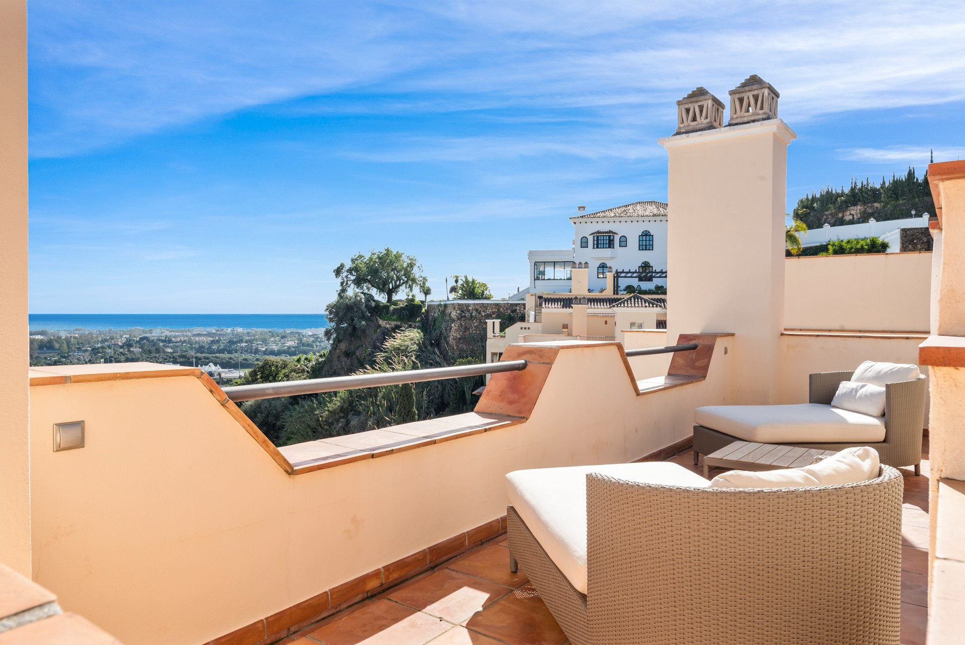 Image of Duplex Penthouse - 4 Bedrooms - 3 Bathrooms for Sale in Malaga-Benahavis-Spain, Image 2