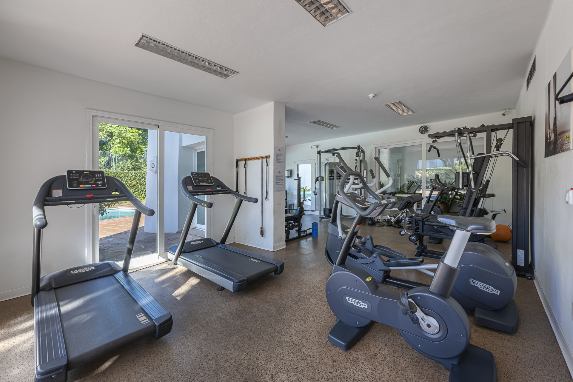  Image of Ground Floor Apartment - 3 Bedrooms - 3 Bathrooms for sale in Malaga-Estepona-Spain, Image 29