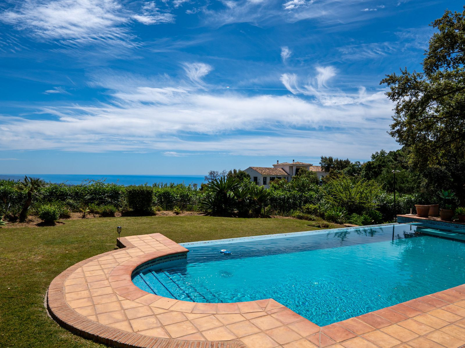  Image of Villa - 5 Bedrooms - 5 Bathrooms for sale in Malaga-Benahavis-Spain, Image 39