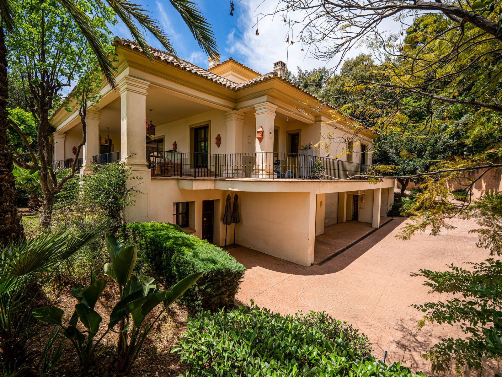  Image of Villa - 5 Bedrooms - 5 Bathrooms for sale in Malaga-Benahavis-Spain, Image 58