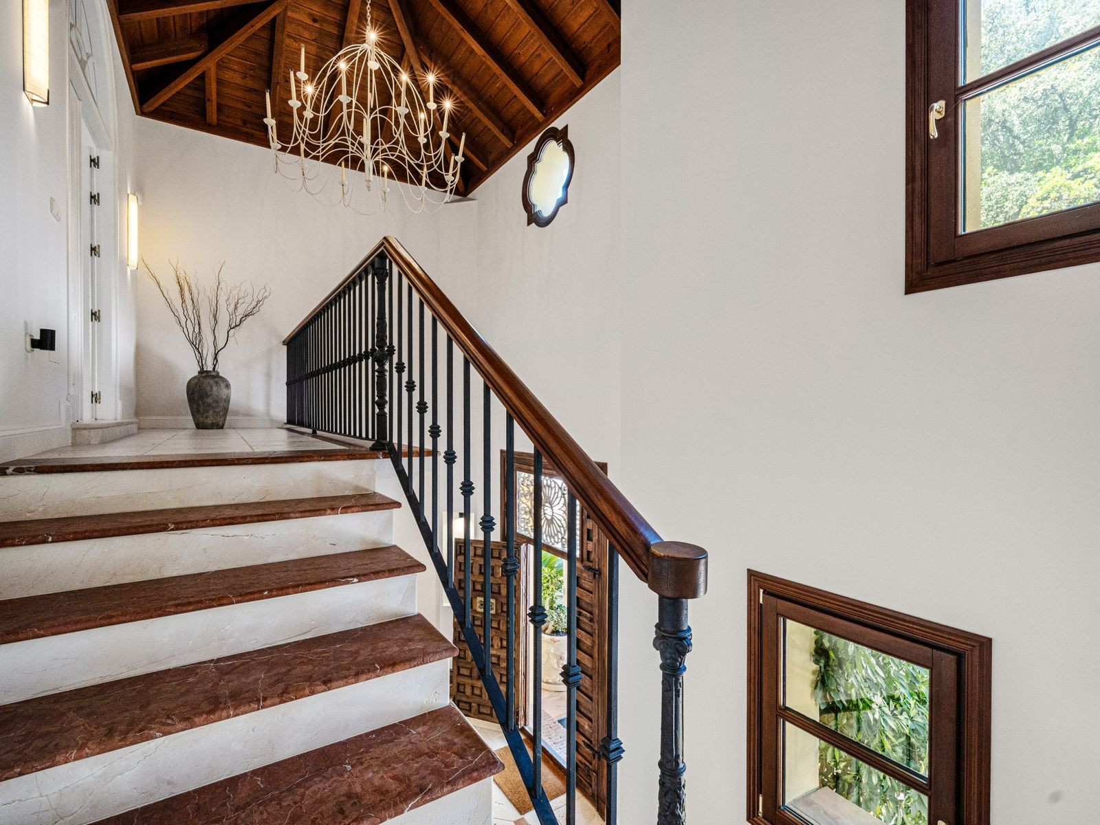  Image of Villa - 5 Bedrooms - 5 Bathrooms for sale in Malaga-Benahavis-Spain, Image 19