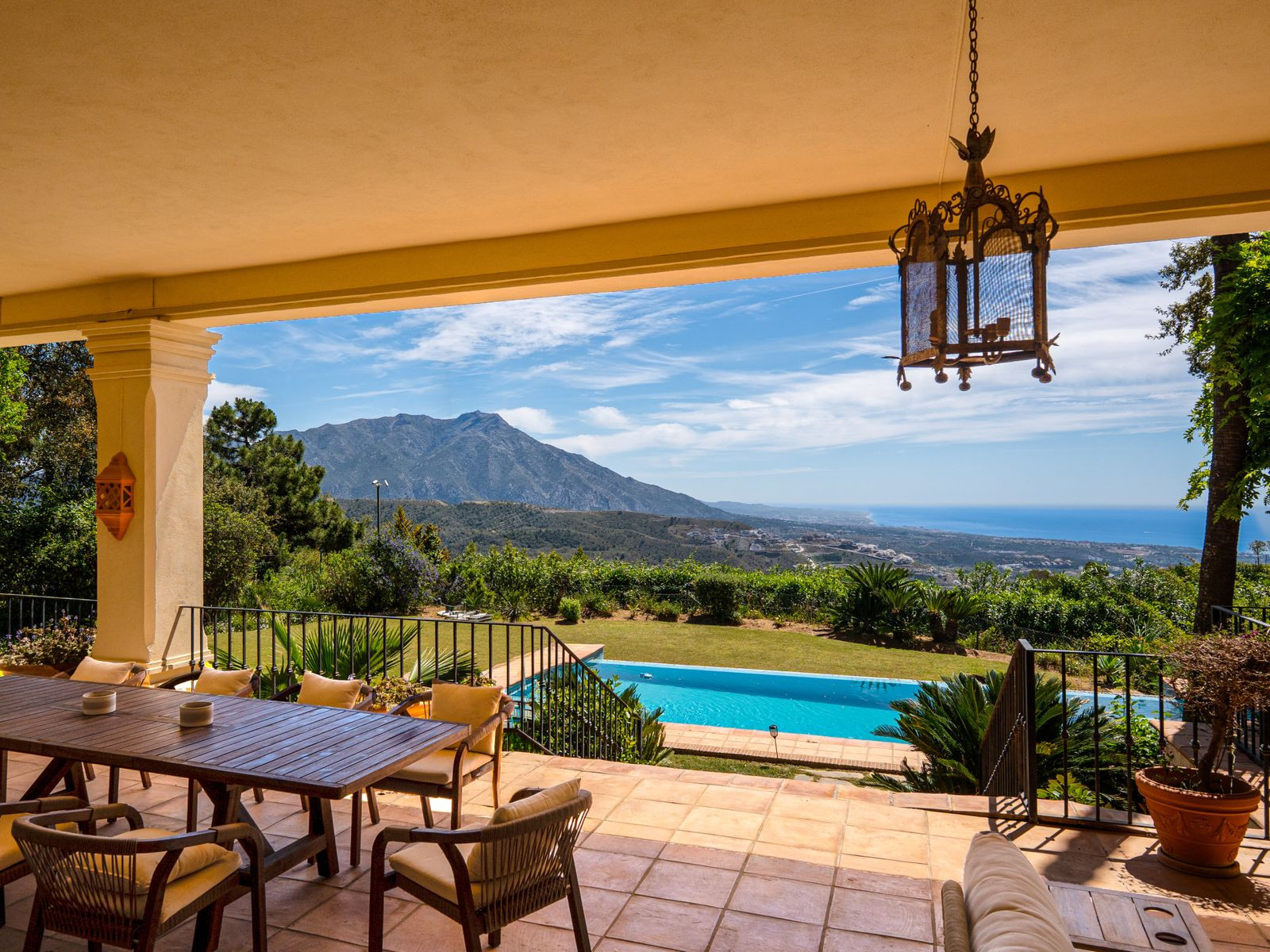 Image of Villa - 5 Bedrooms - 5 Bathrooms for Sale in Malaga-Benahavis-Spain, Image 3