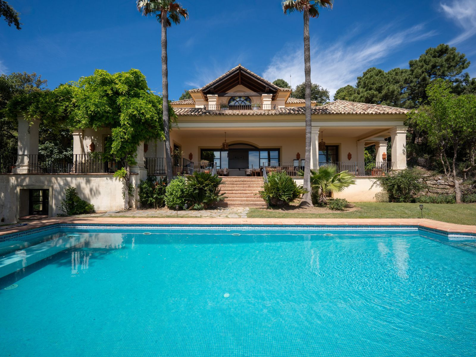  Image of Villa - 5 Bedrooms - 5 Bathrooms for sale in Malaga-Benahavis-Spain, Image 43