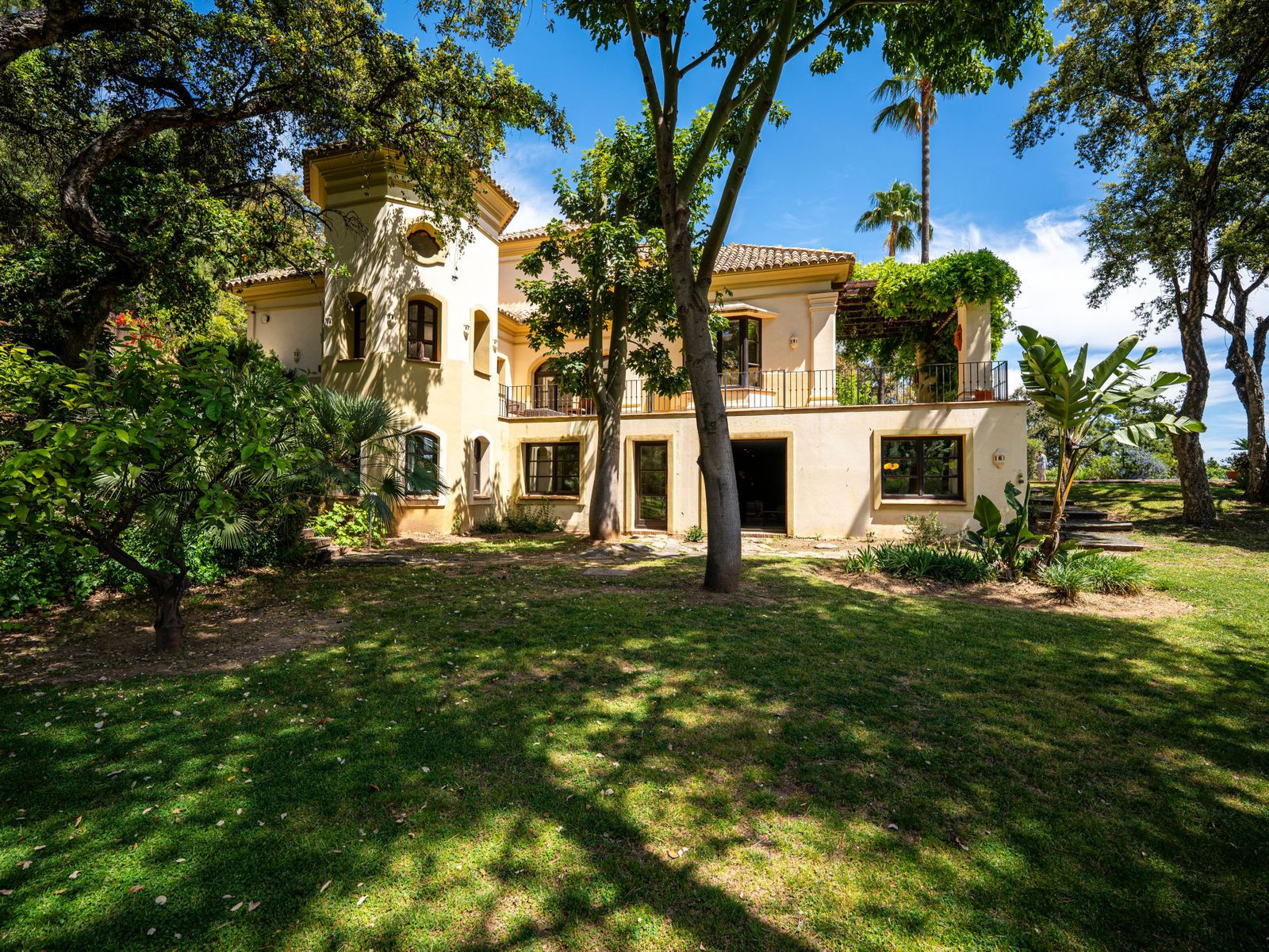  Image of Villa - 5 Bedrooms - 5 Bathrooms for sale in Malaga-Benahavis-Spain, Image 45