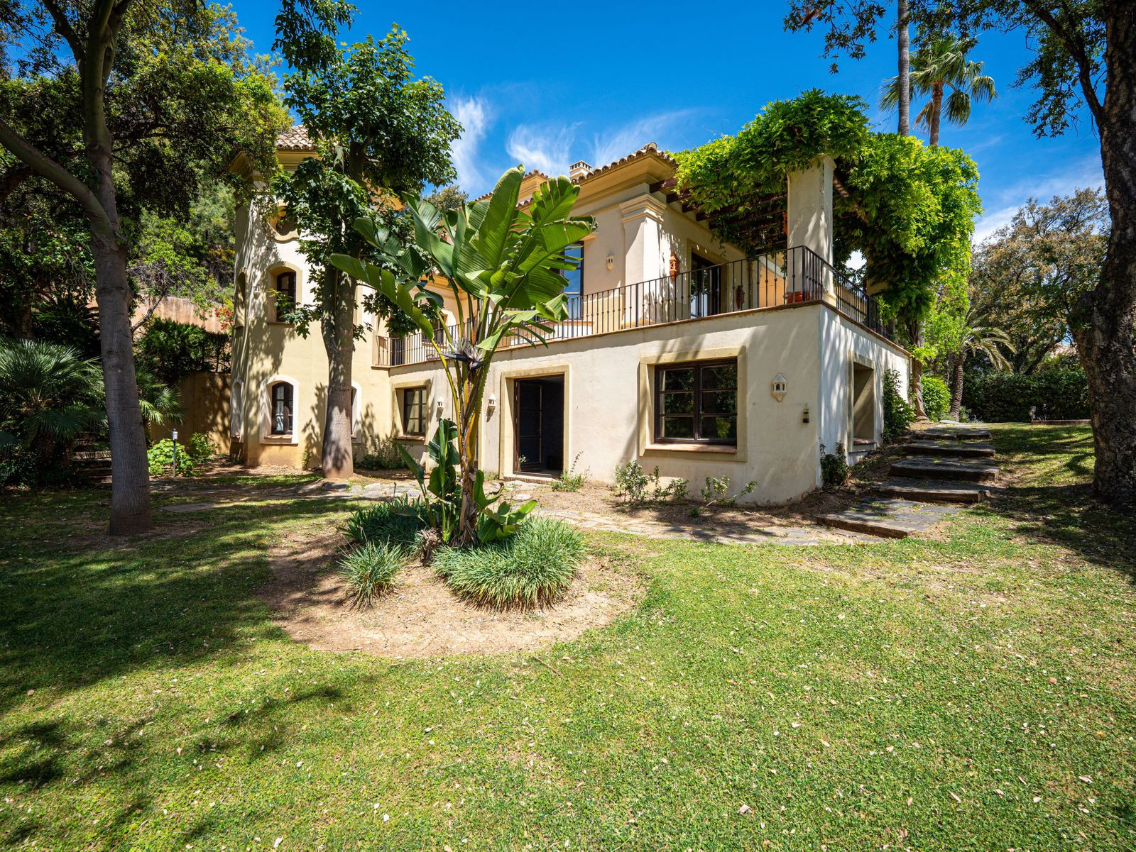  Image of Villa - 5 Bedrooms - 5 Bathrooms for sale in Malaga-Benahavis-Spain, Image 56