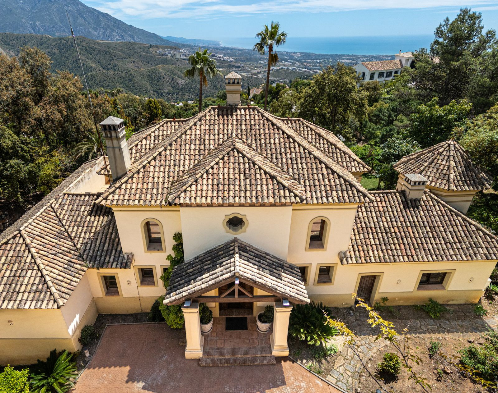  Image of Villa - 5 Bedrooms - 5 Bathrooms for sale in Malaga-Benahavis-Spain, Image 51