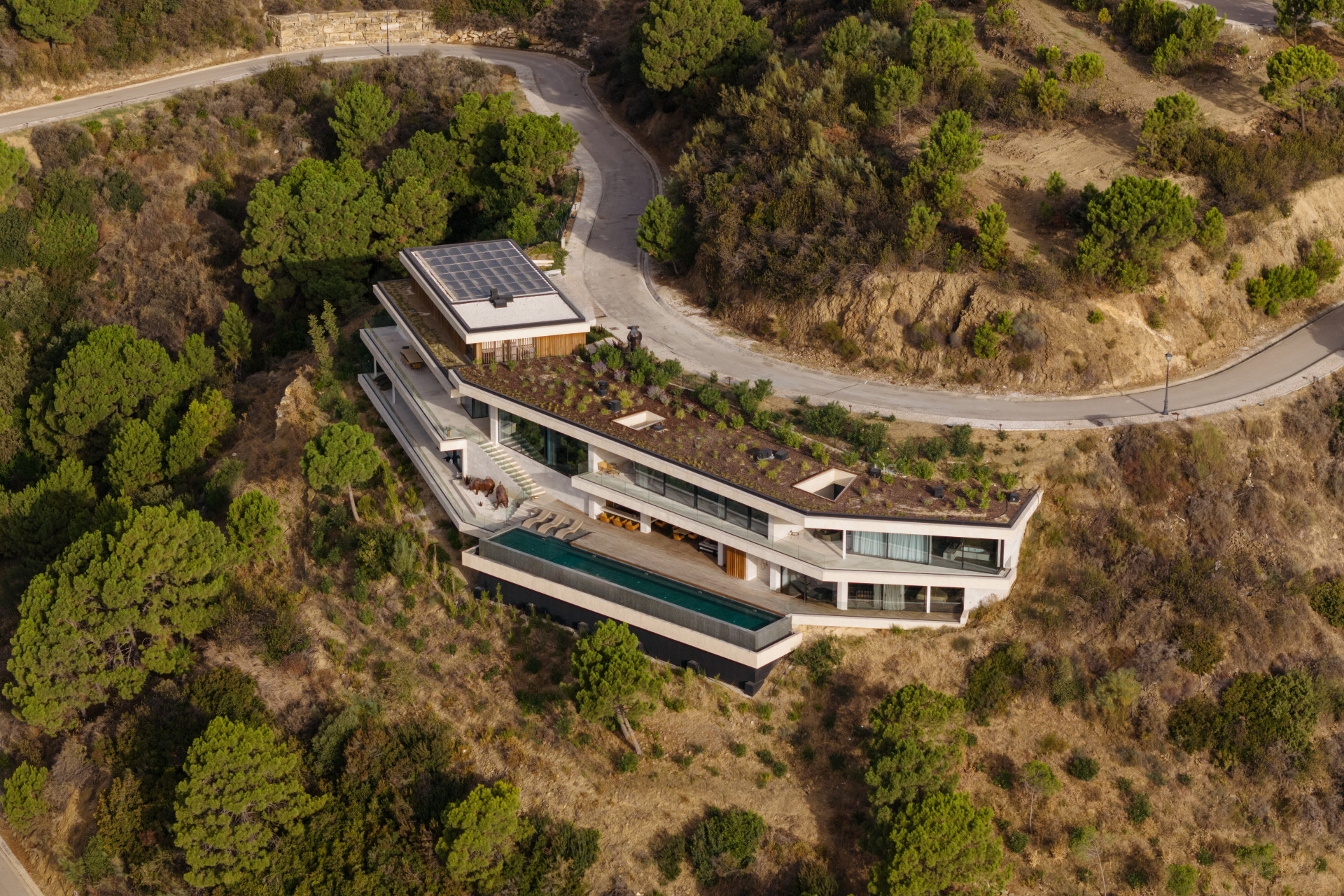Image of Villa - 7 Bedrooms - 7 Bathrooms for Sale in Malaga-Benahavis-Spain, Image 1