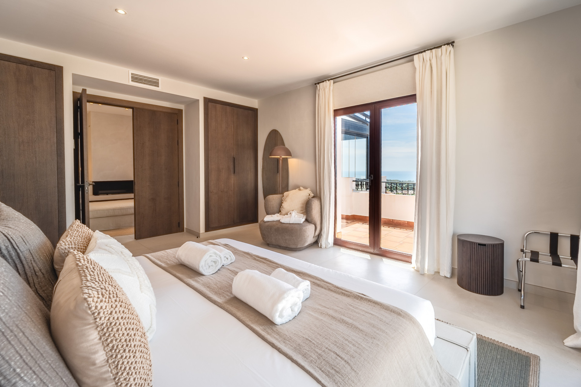  Image of Villa - 6 Bedrooms - 8 Bathrooms for sale in Malaga-Marbella-Spain, Image 30